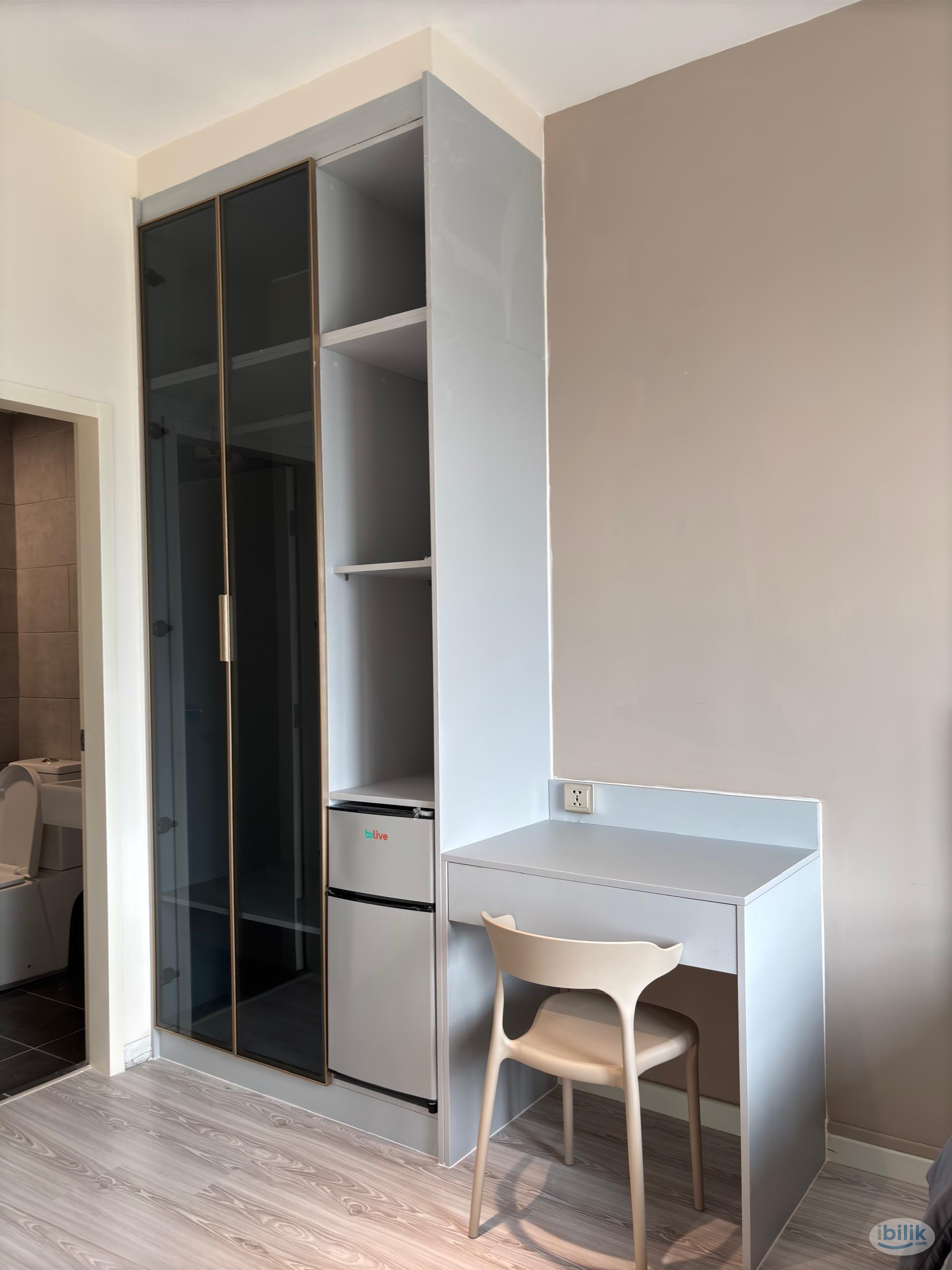 COZY SUPREME MASTER ROOM TO RENT AT SERI KEMBANGAN ✨ - Image 2
