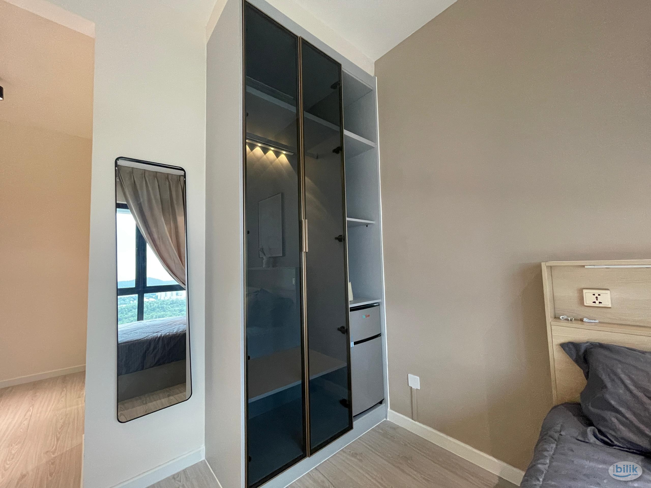 SERI KEMBANGAN , MASTER ROOM TO RENT AT META CITY ✨ - Image 2