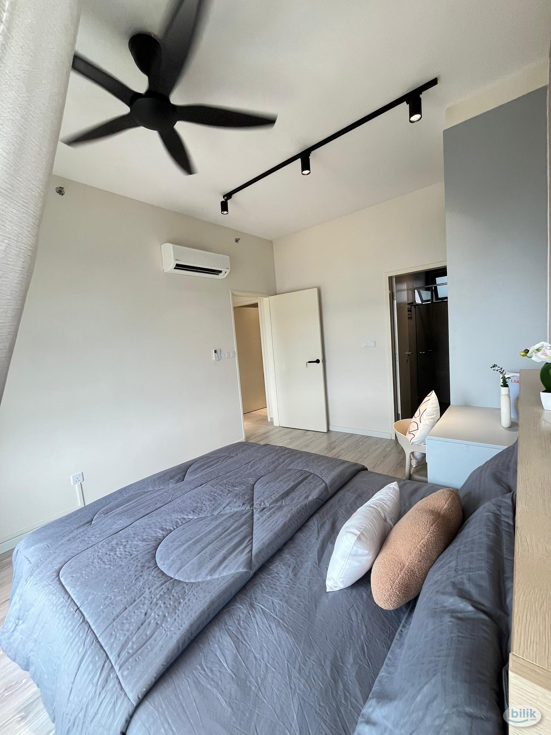 🌟Seri Kembangan’s Newest SUPREME Master Room – Perfect for Professionals & Students🌟 - Image 2