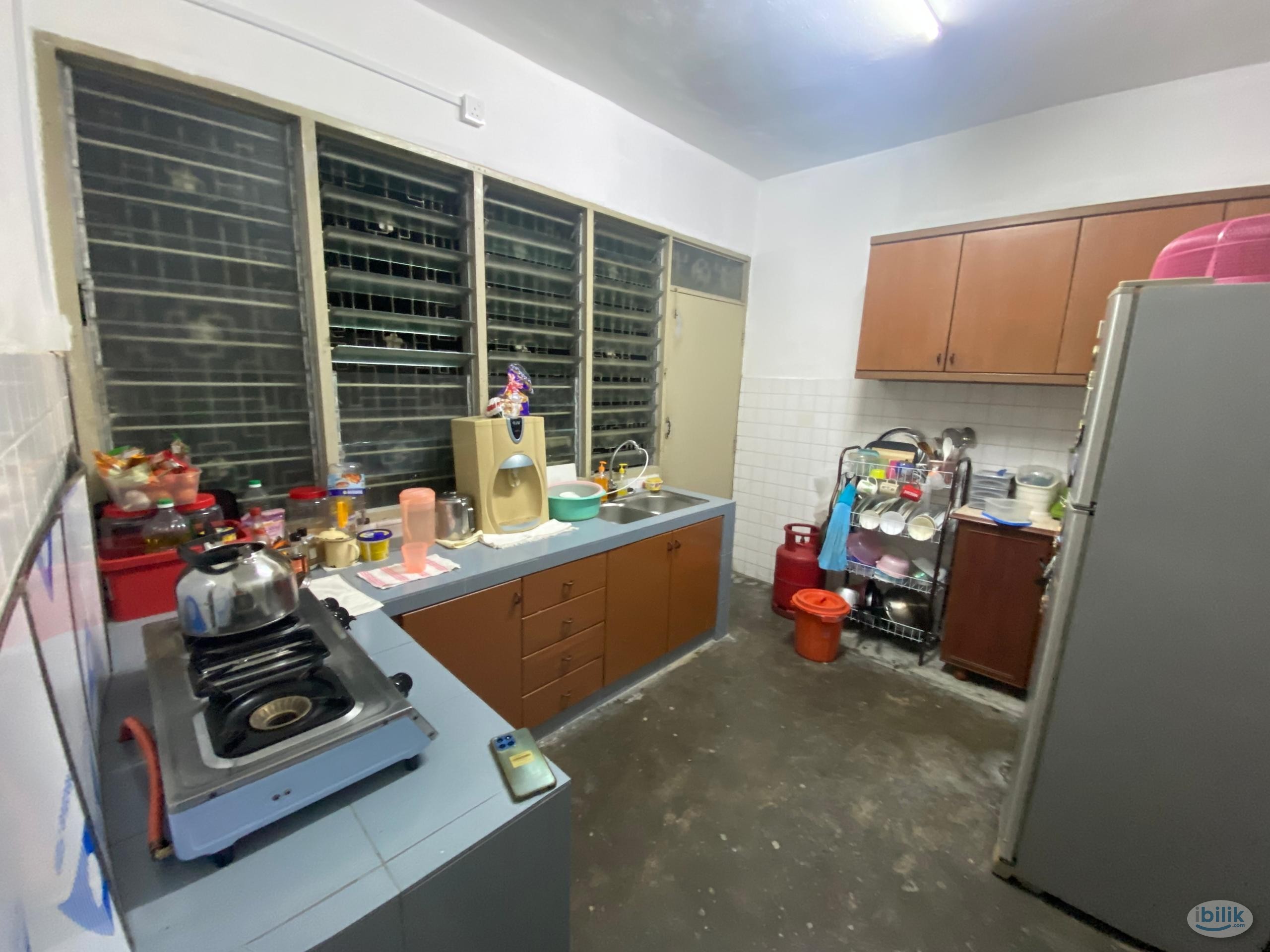 ~Limited FEMALE UNIT~ 👩🏻9 minute 🚶‍♀️to MRT🚂, Exclusive Female Master Room near Bangsar Village Mall & Bangsar LRT & Ban - Image 4