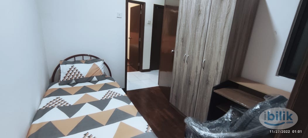 [Female+Deposit Req] Bistari Small Master Room attached bath, free wifi - Image 2
