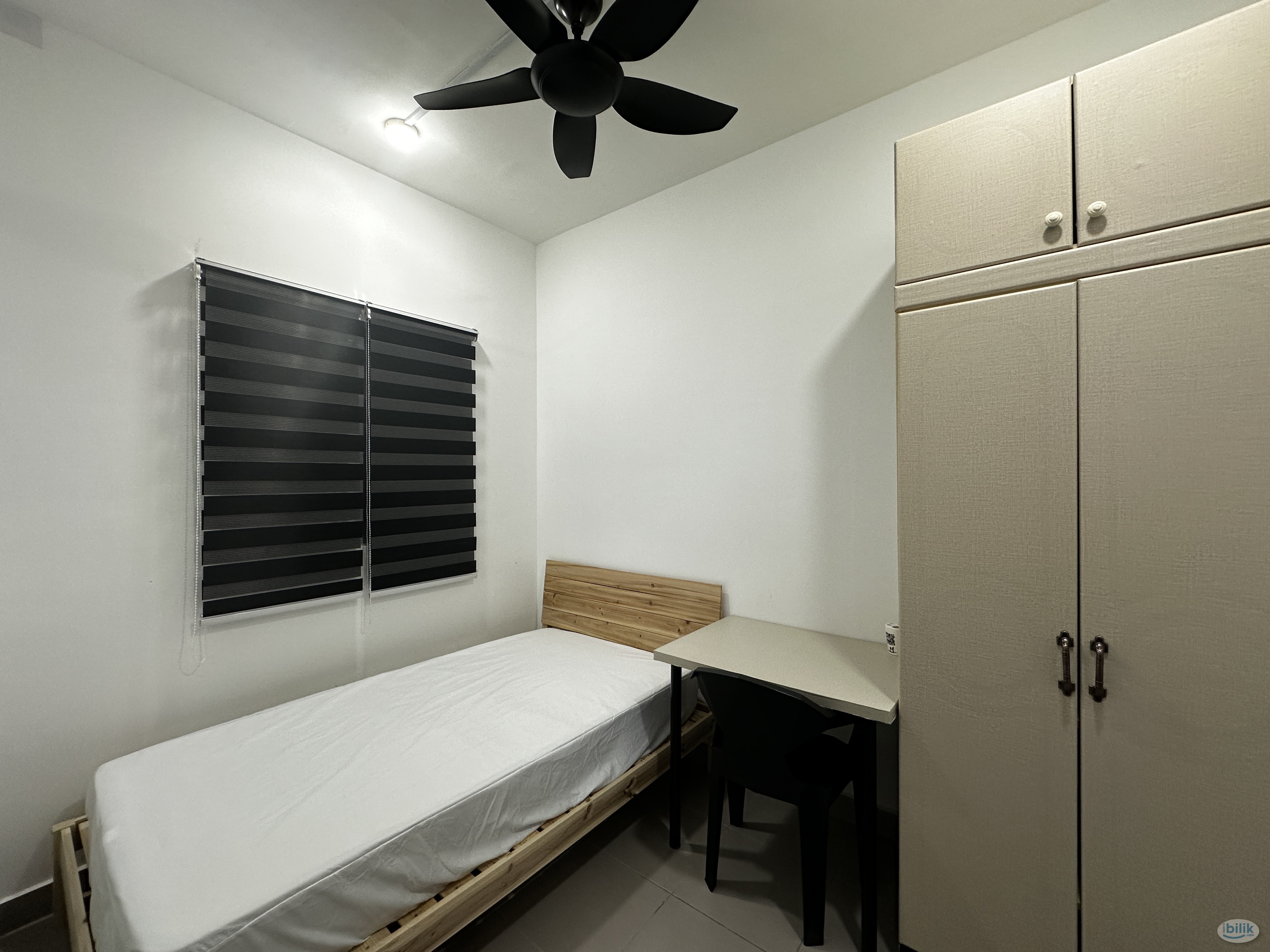 Female Single Room, Residensi Metro, Kepong, Premium Co-Living - Image 1