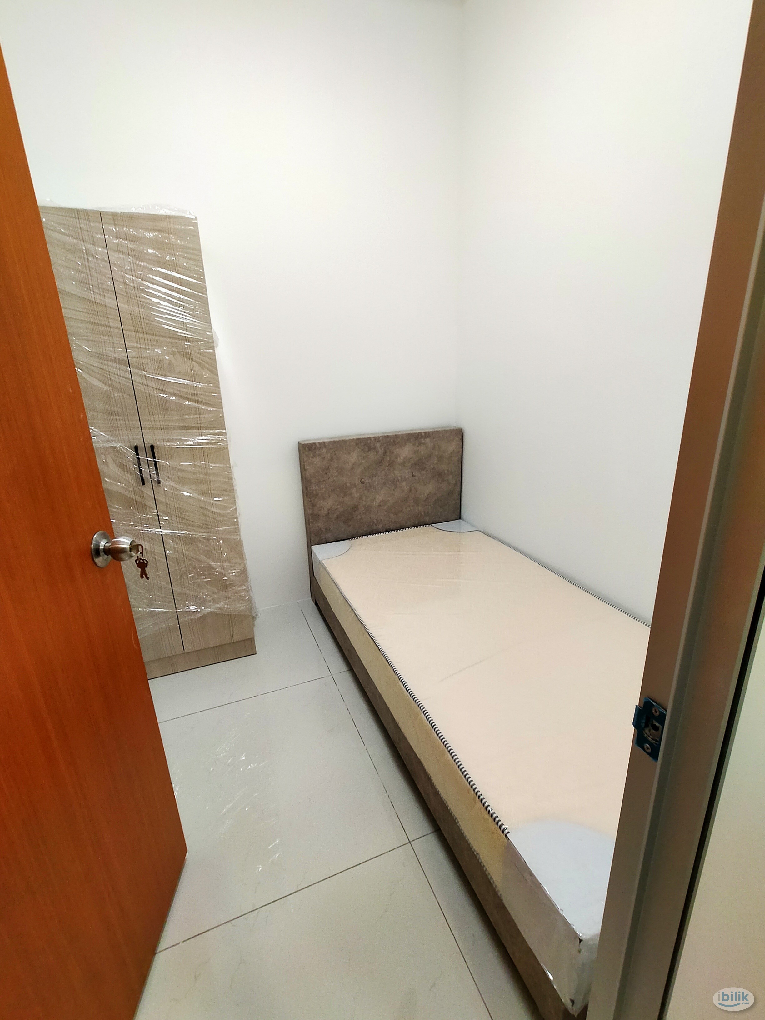 Common room at coutry garden danga bay (near to ciq) -RM600 all in - Image 1
