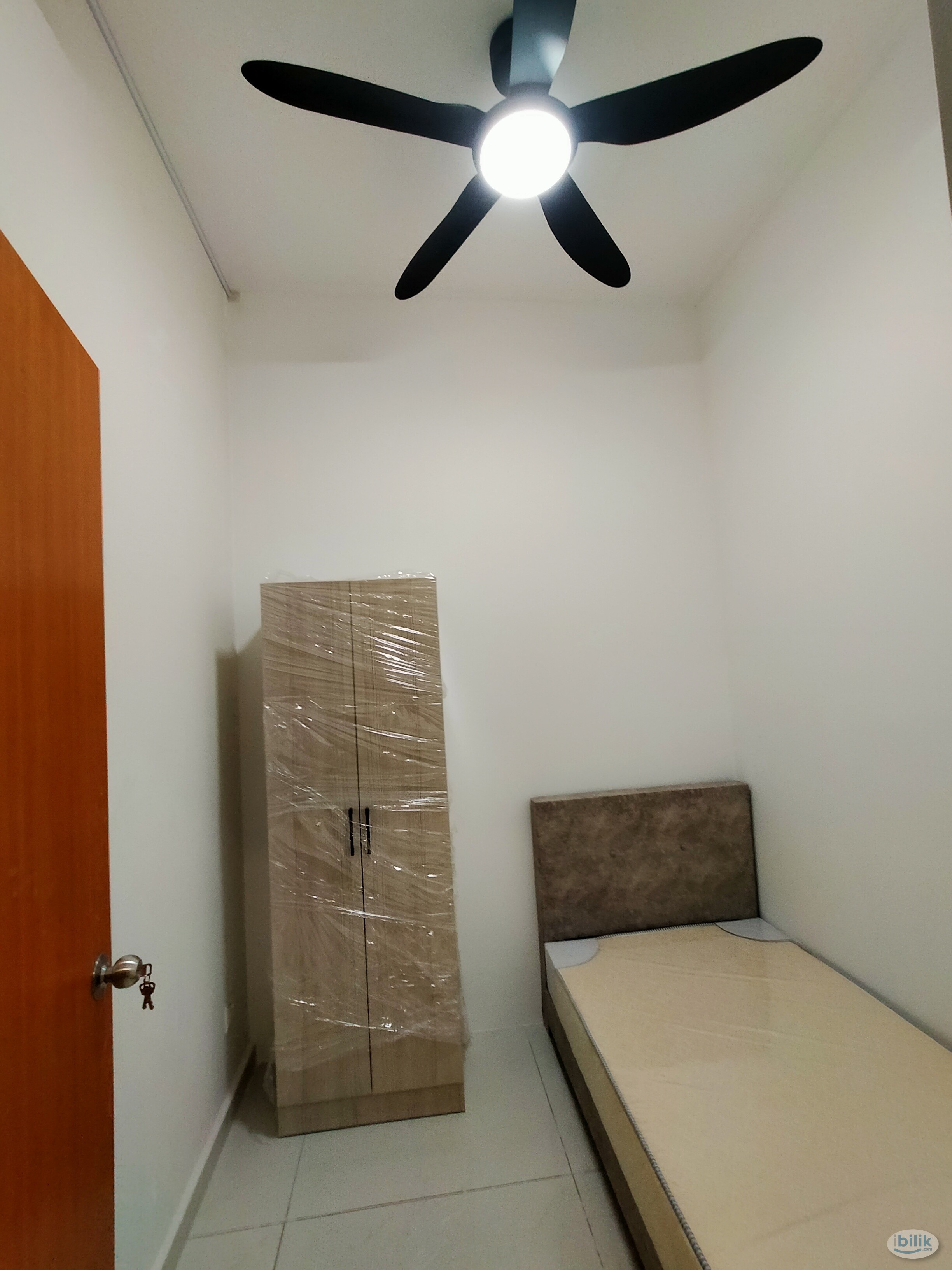 Common room at coutry garden danga bay (near to ciq) -RM600 all in - Image 2