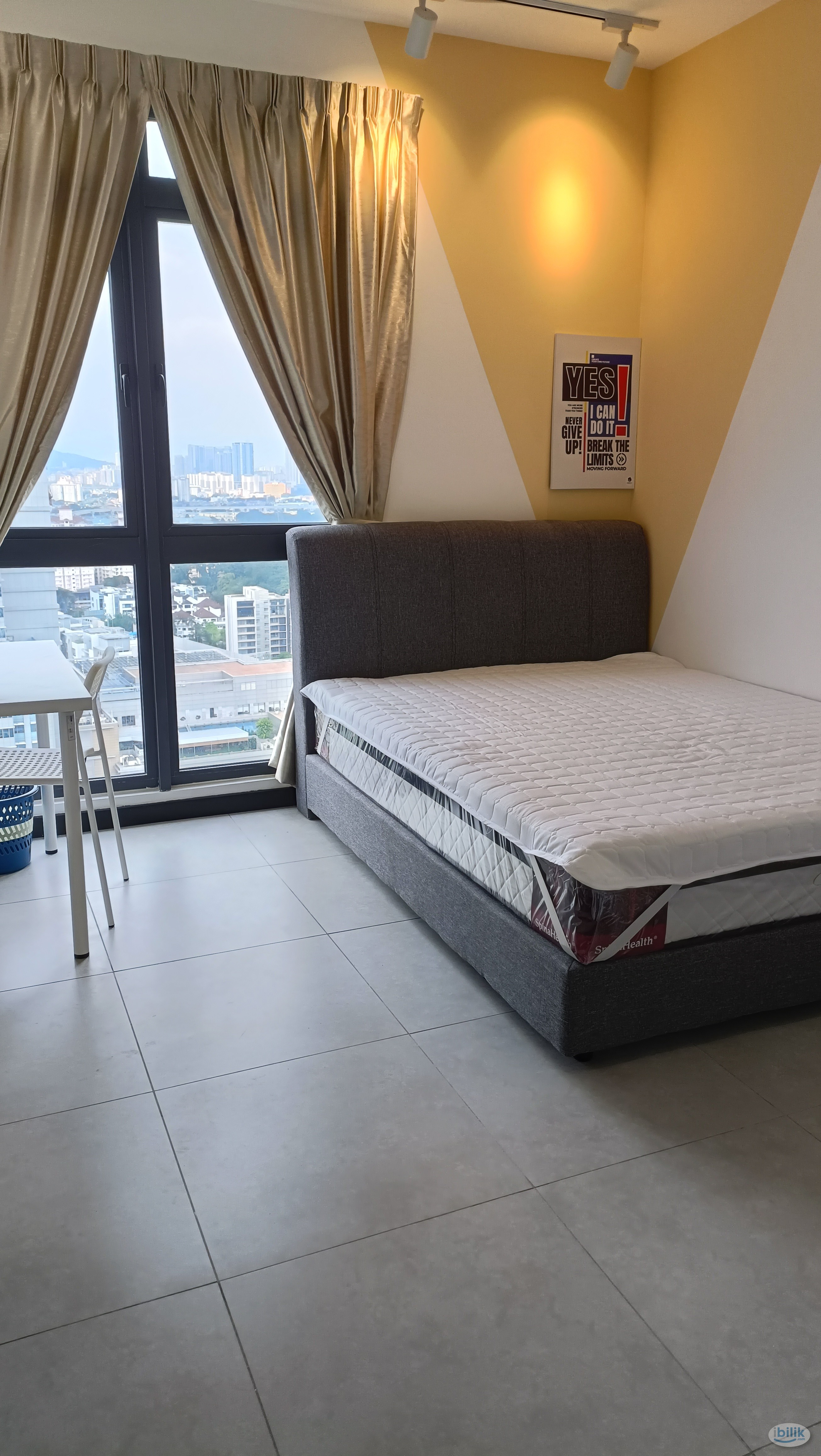 🌷 Beautiful Ladies Medium Room 💖 Neu Suite Ampang | Near LRT & Mall 🛍️ - Image 3