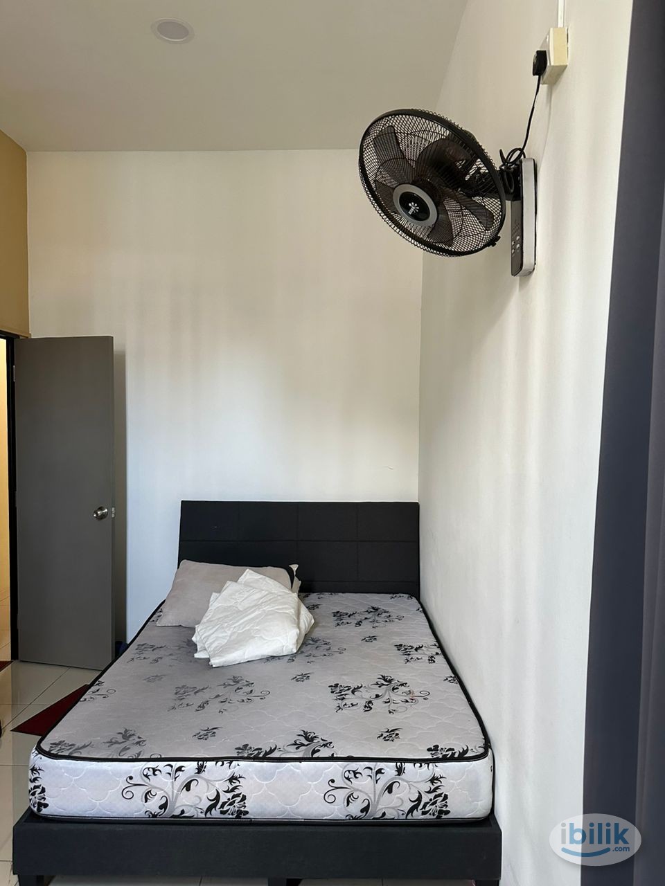 Master Room at Tanjung Tokong, Penang - Image 2