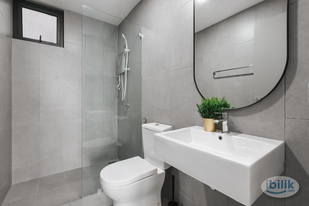 Female unit, fully furnished, attach bathroom, near MRT LRT - Image 4