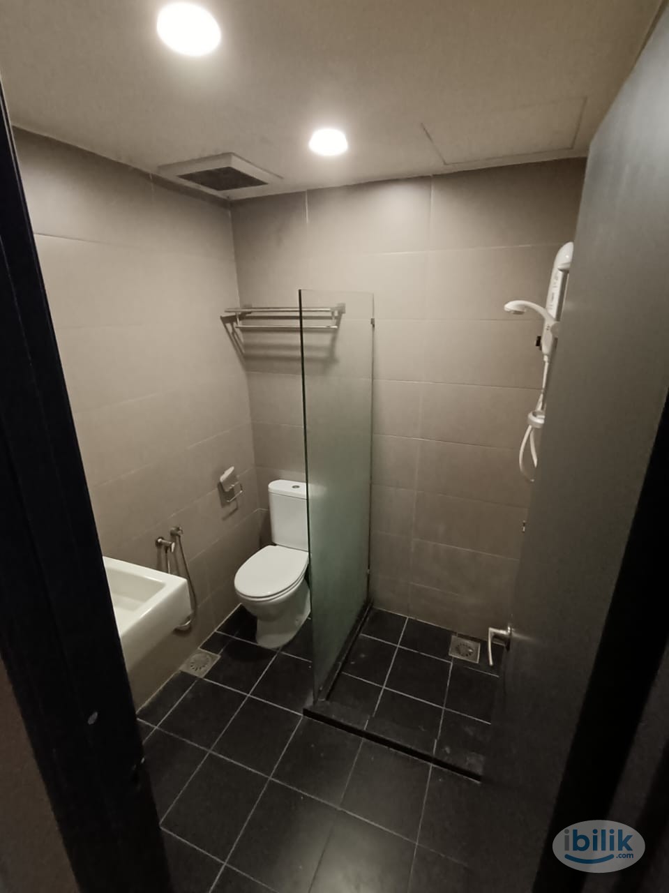 KL City Centre Co Living 2 station away from KL Sentral 😘♥️🥰 - Image 2