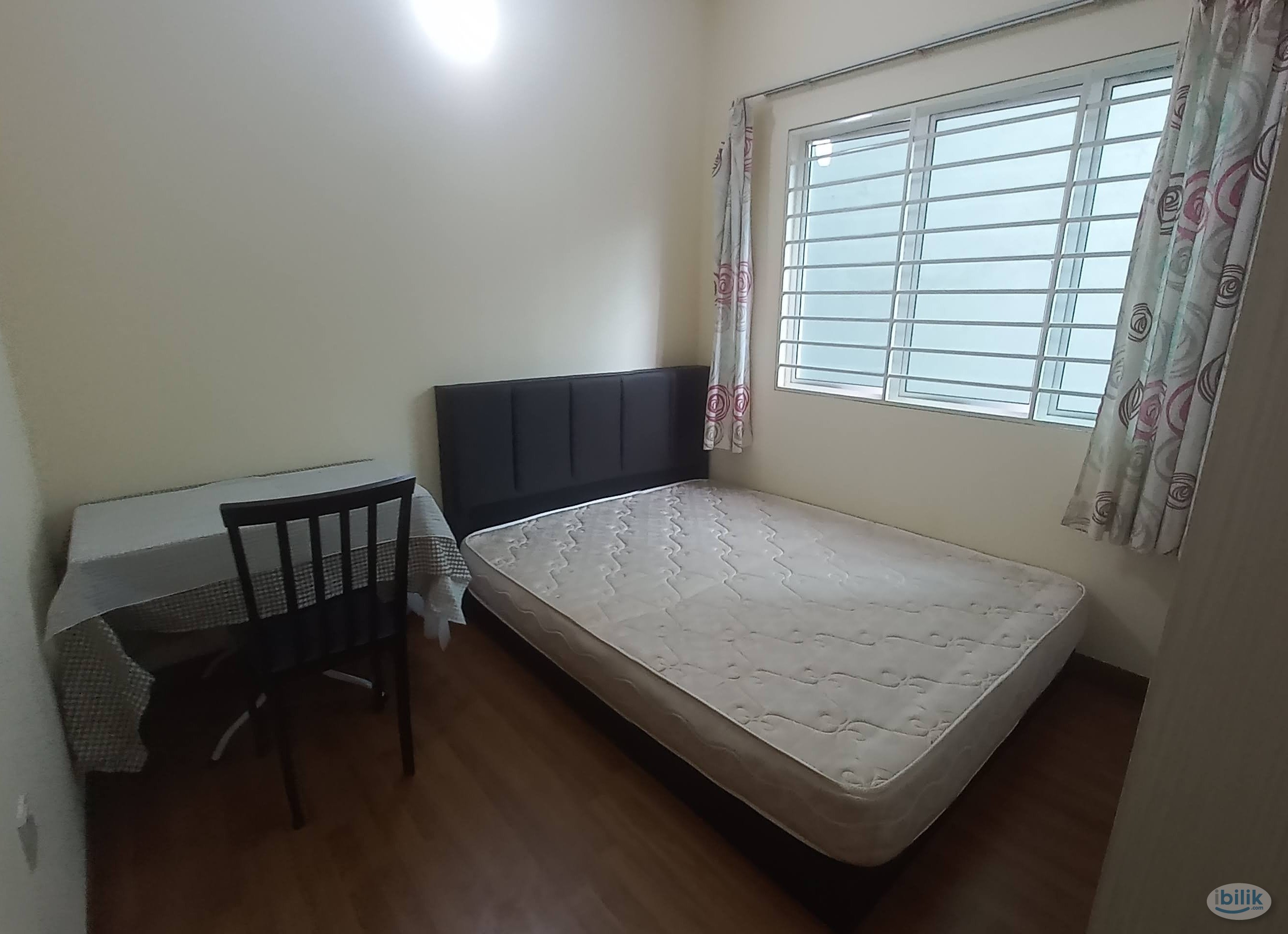 *NO PARTITION* FEMALE Middle Room at Metropolitan Square, Damansara Perdana - Image 4