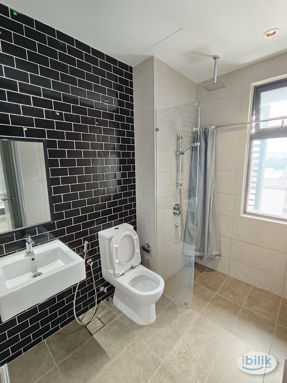 👩🏻‍🎓 Student Accommodation 👩🏻‍🎓🛏️ Middle Room 🛏️ 🪑 Fully Furnished 🪑 - Image 3