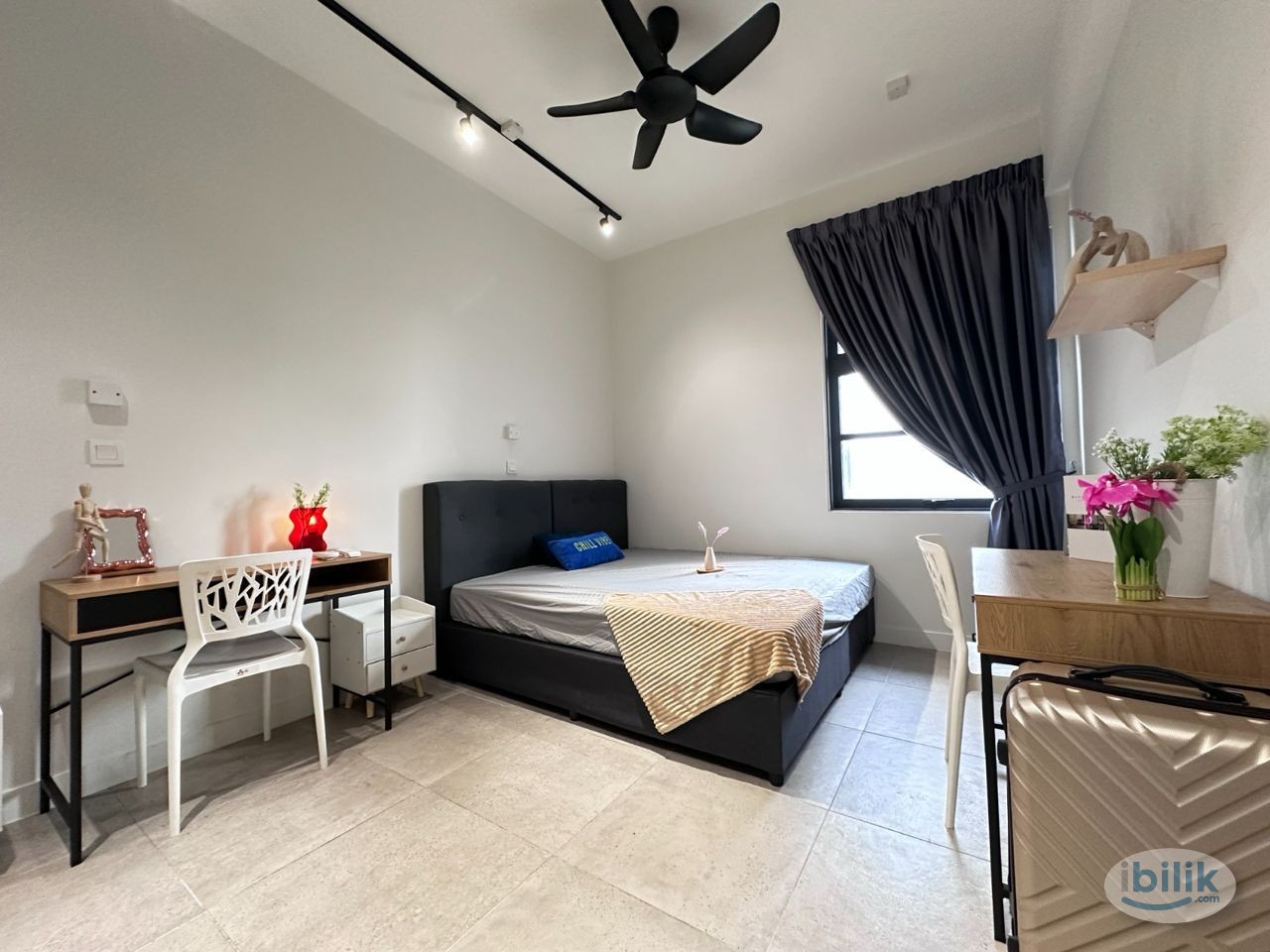 👩🏻‍🎓 Student Accommodation 👩🏻‍🎓 🛏️ Master Room 🛏️ 🛀🏻 Private Bathroom 🛀🏻 - Image 1