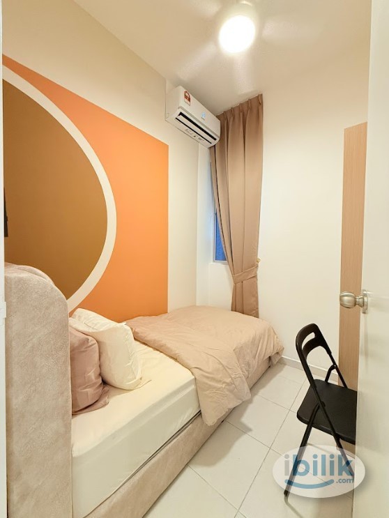 Condominium Akasia Small Room Near LRT Alam Sutera Fully furnish - Image 4