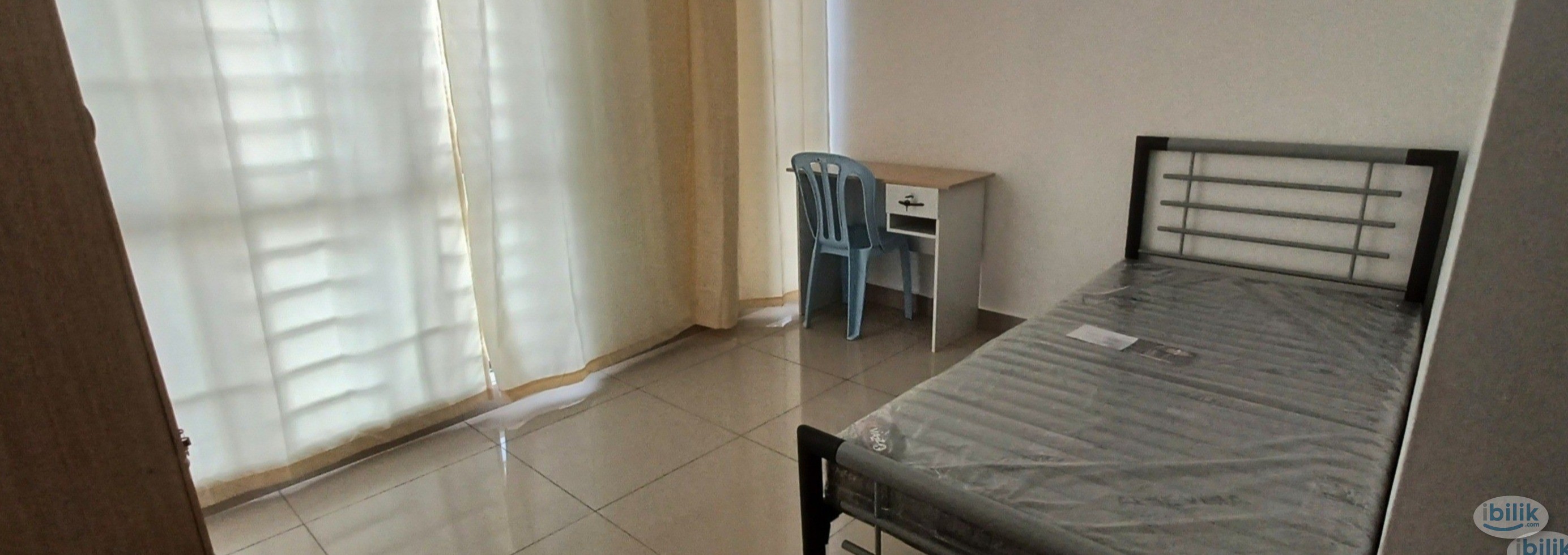 Chinese Single Male Master bedroom unit ,nearby UPM Seri Kembangan - Image 1