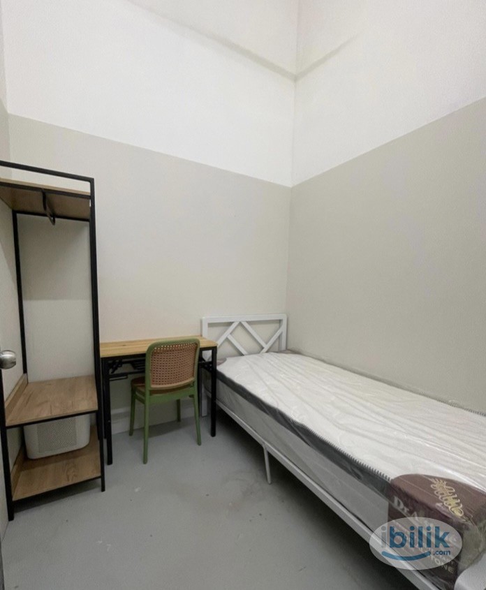 Zero Depo ❗ Near Subang USJ 🚗 Single Room for Rent at Kota Kemuning - Image 2