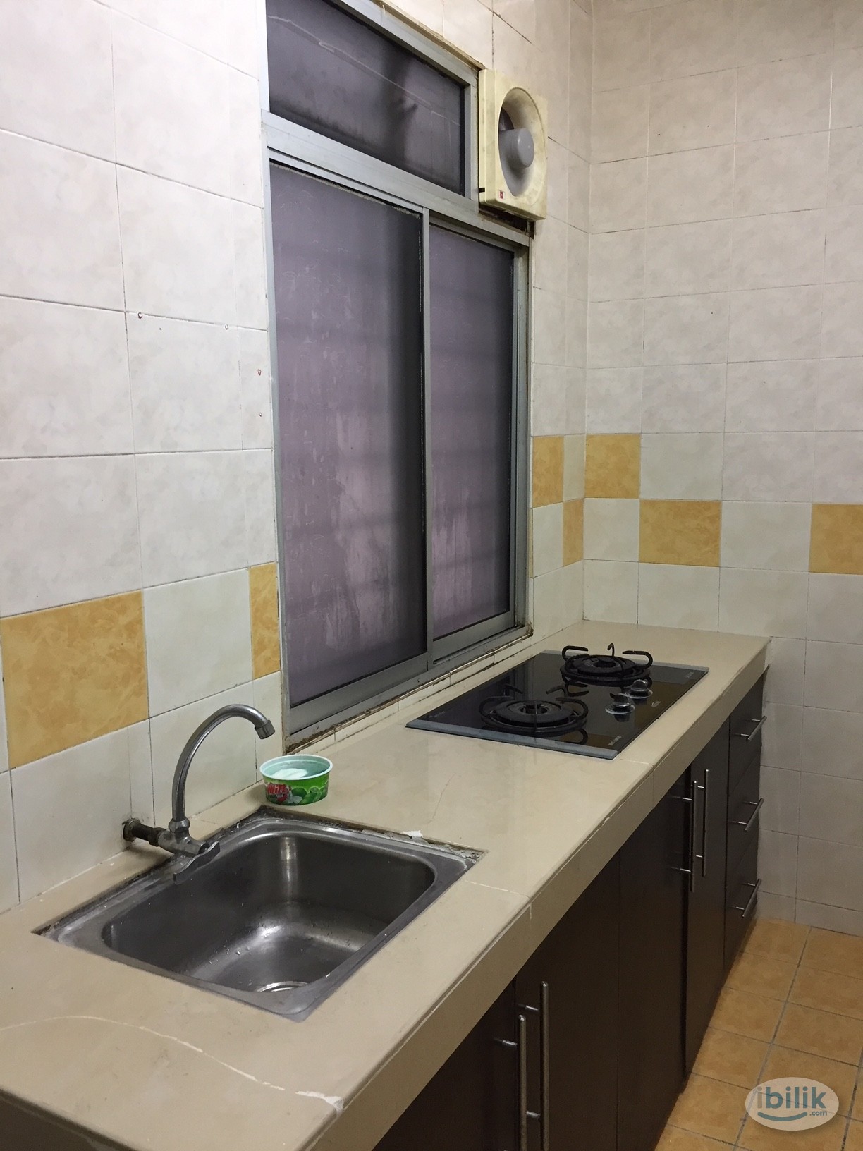 Fully Furnished Master Room at Mentari Court, Bandar Sunway - Image 2