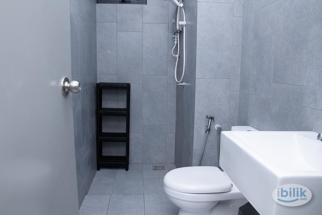 Medium room, fully furnished, near LRT MRT - Image 5