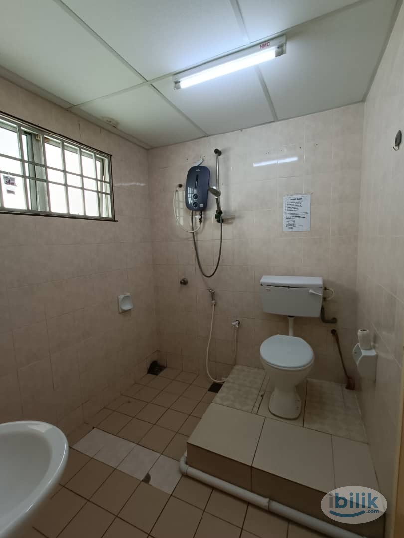 🏠🌟 male unit in SS15 available! Utilities included (except aircon ❄️). Conveniently located within walking distance to S - Image 3