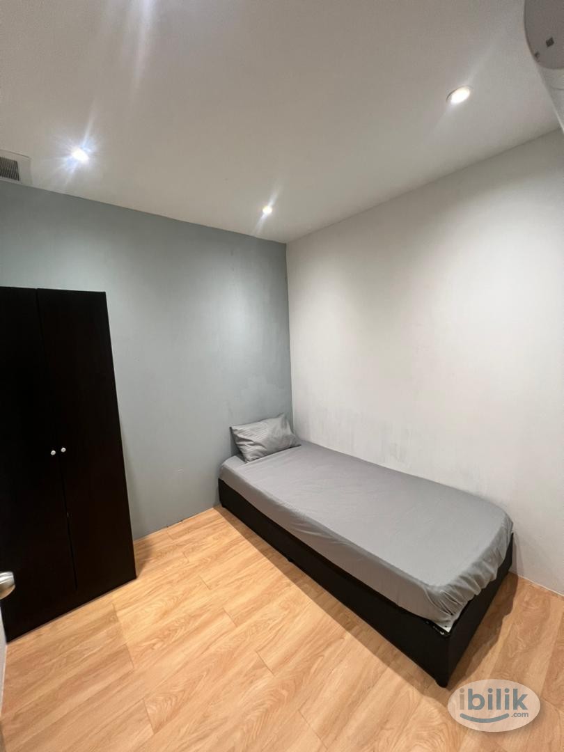 Single Room For Rent At Bandar Sunway, Walking Distance To BRT🤩 - Image 1