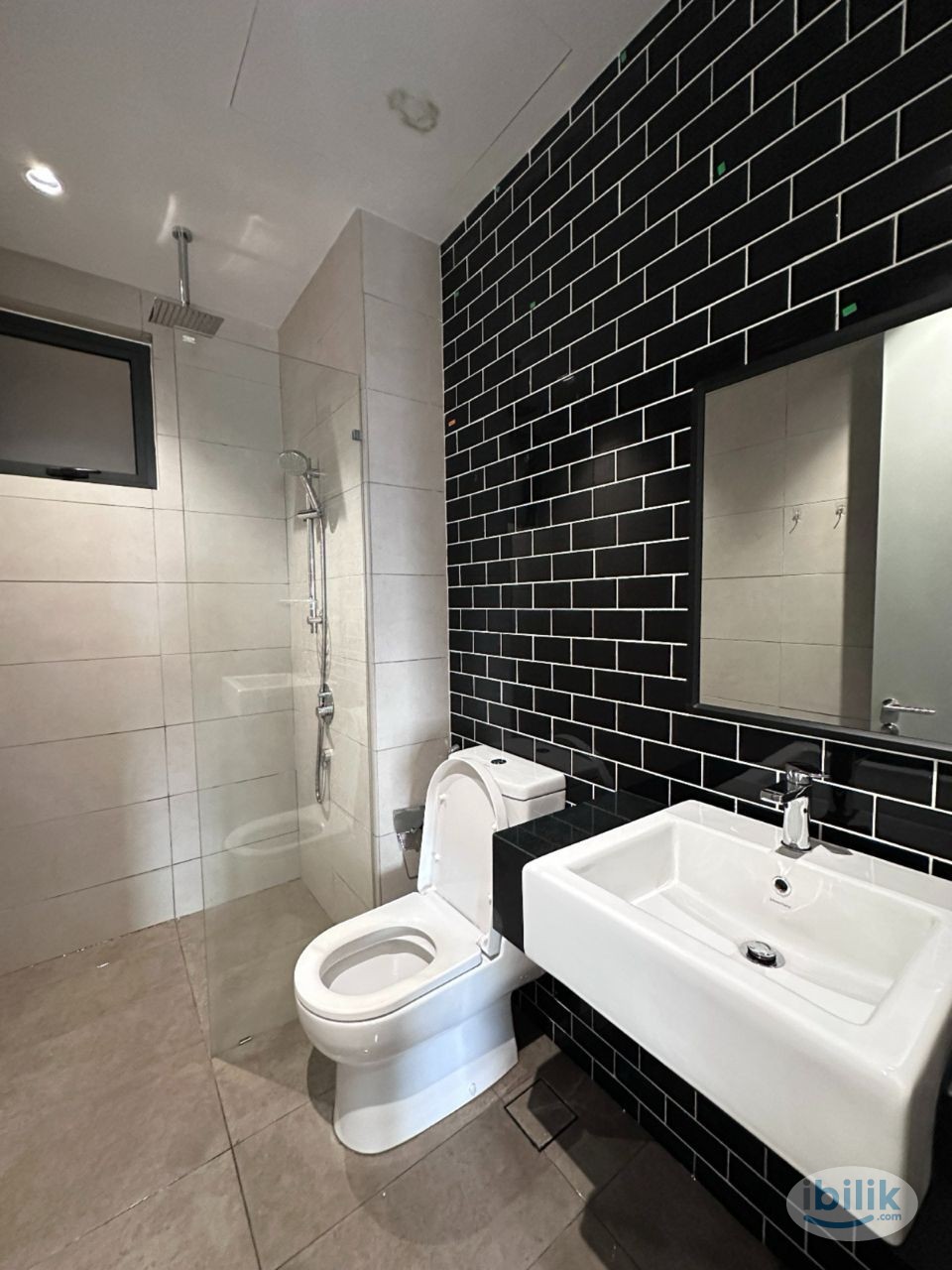 🏡 Room Rent @ Union Suites 🏡‼️ Master Room ‼️🛋️ Fully Furnished 🛋️ - Image 3
