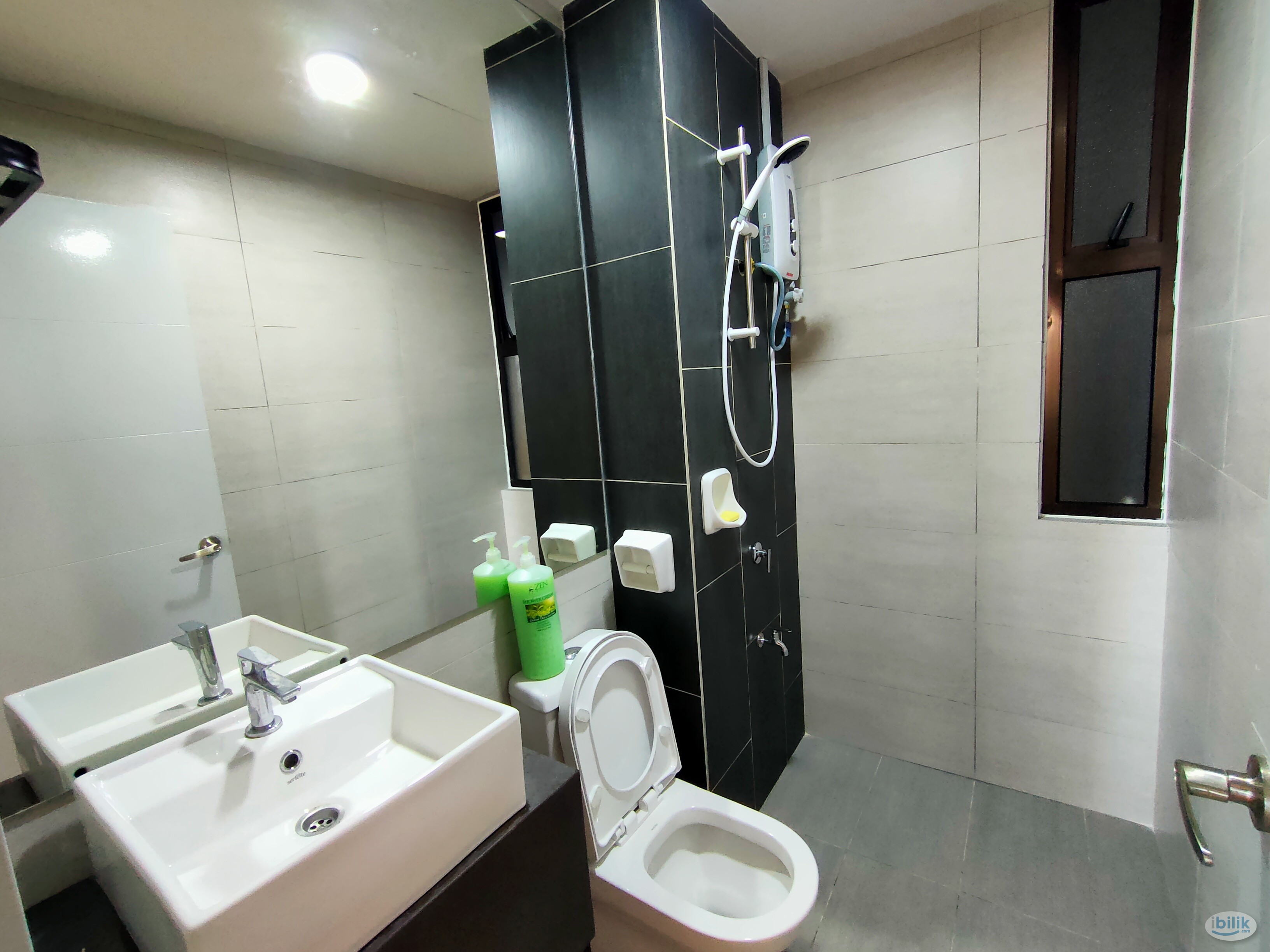 Mencari Housemate di Kondo Terletak di Bandar Melaka - Image 5