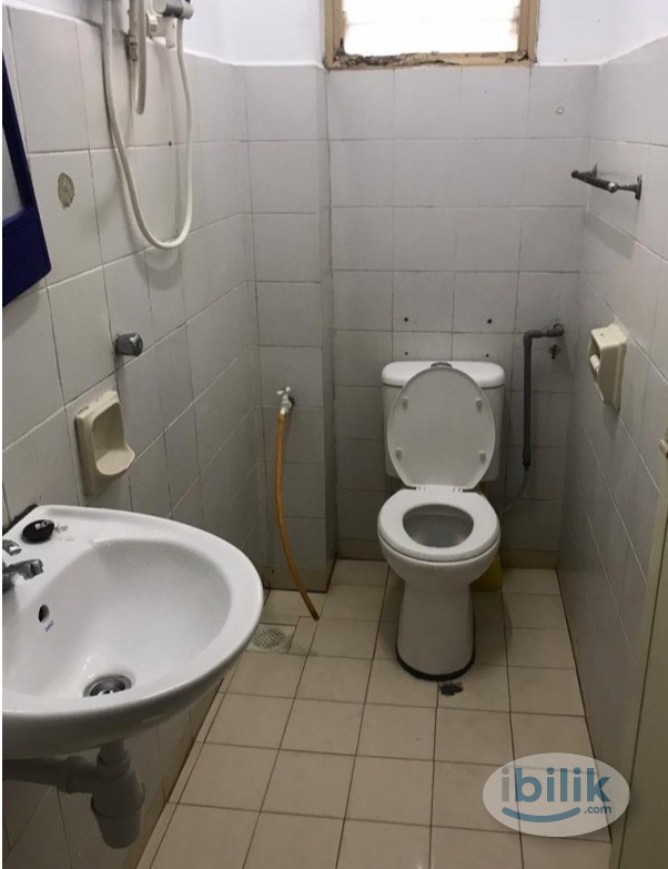 Gallery  Map  Located Near SS18 LRT Station ! Room For Rent at SS14, Subang Jaya - Image 1