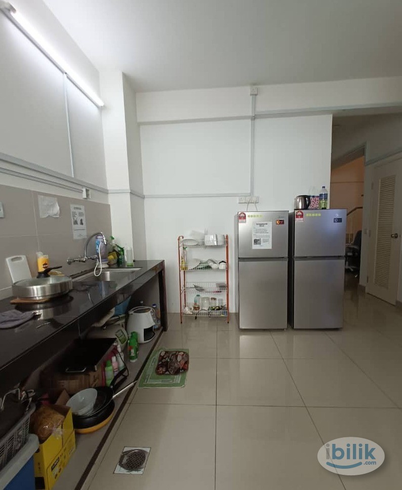 Low Deposit ❗ Female Unit Room + Air-Cond for Rent at SS15 Subang Jaya - Image 1