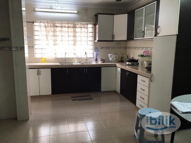 Gallery  Walking Distance to USJ LRT 🚄 Medium Room + Window + Aircond - Image 2
