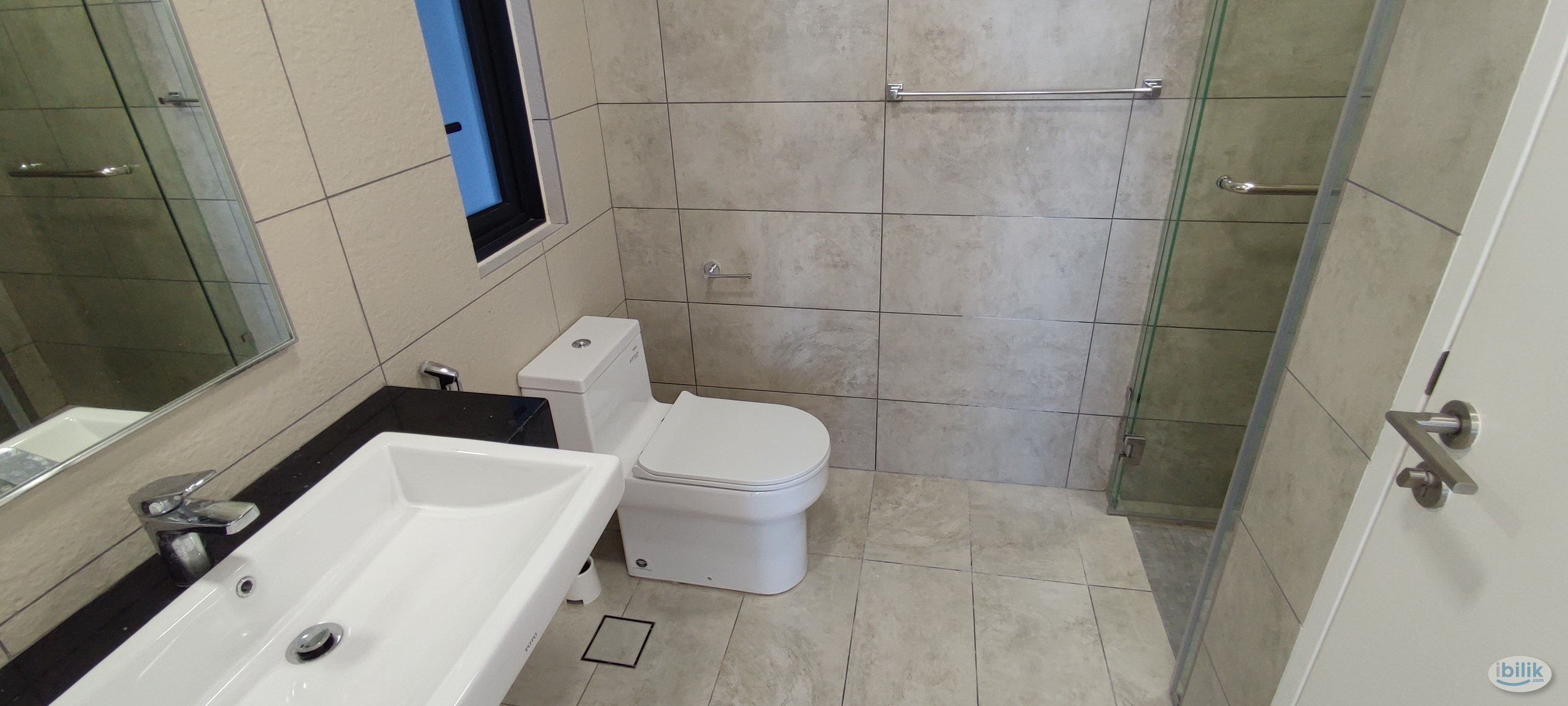 Fully Furnished Unit at Sentral Suites, KL Sentral - Image 4