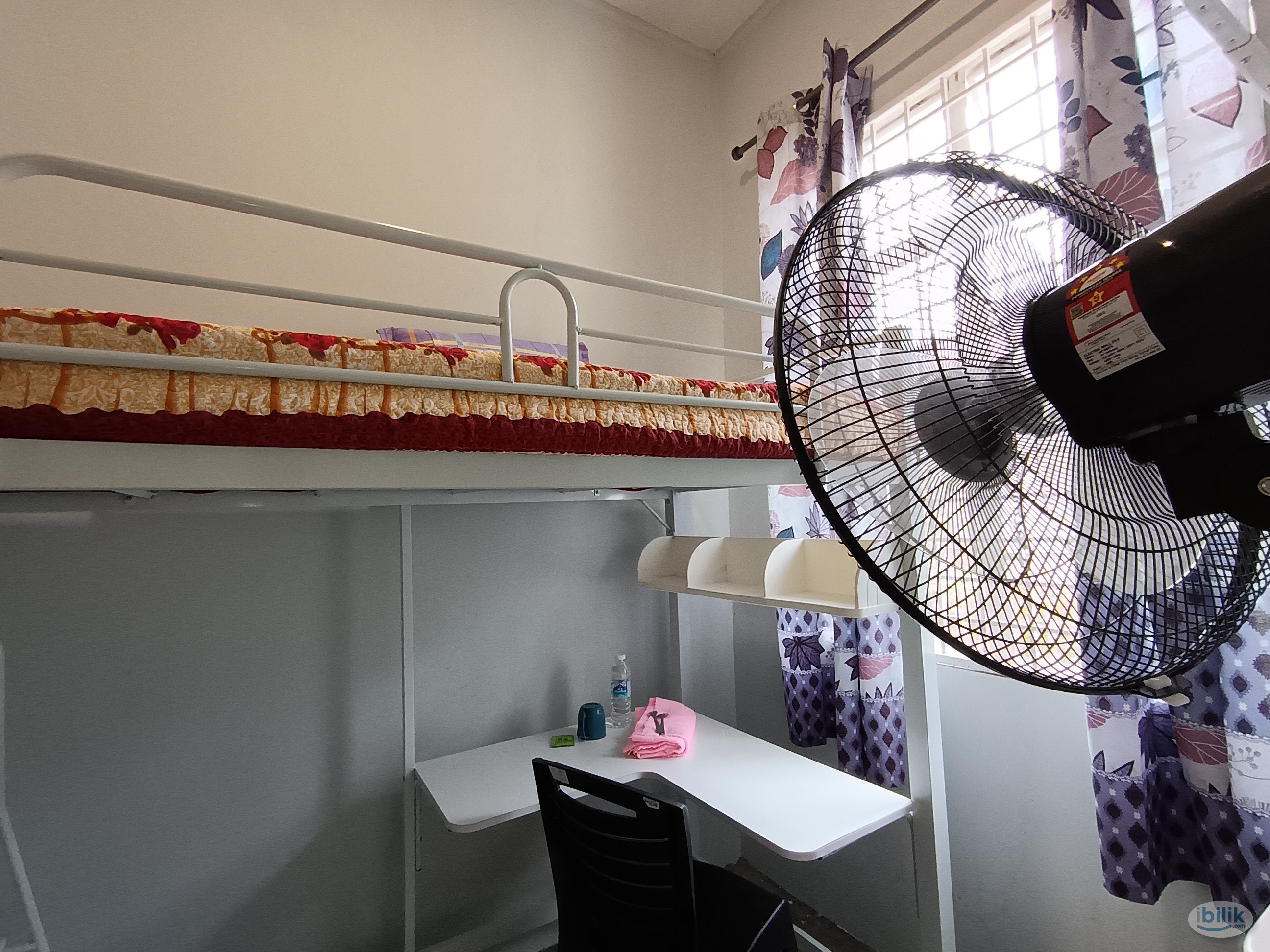 Rawang Single Room Loftbed Next to Golf Club, 2BR, Free WiFi +Parking +Laundry +Kitchen - Image 1