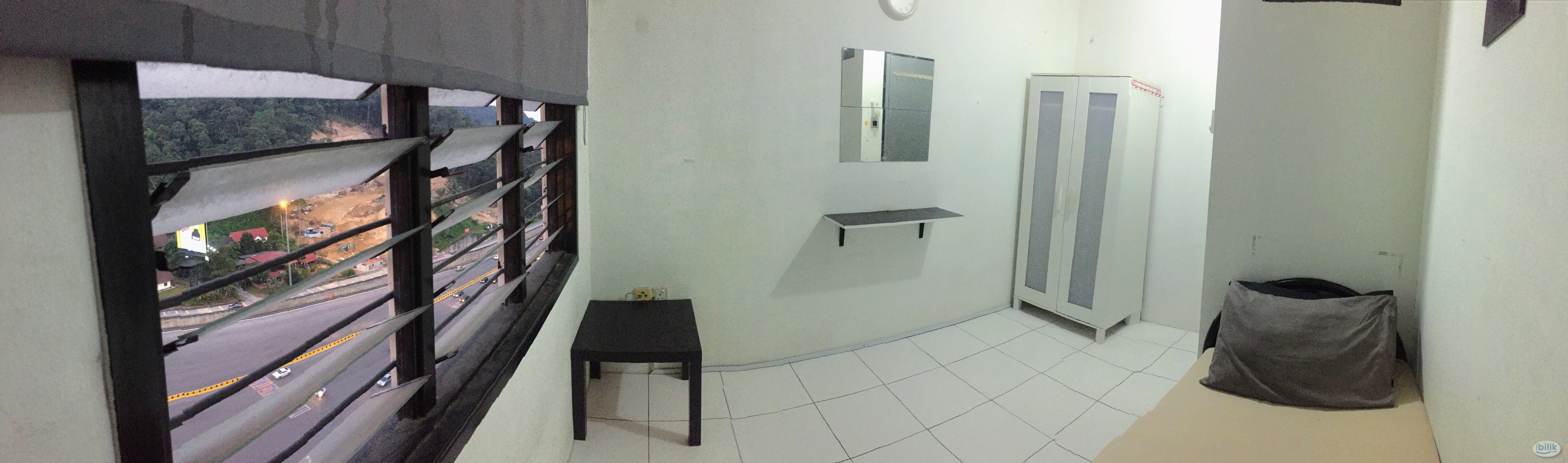 Single Room Wanita at Damansara Perdana, Petaling Jaya - Image 2