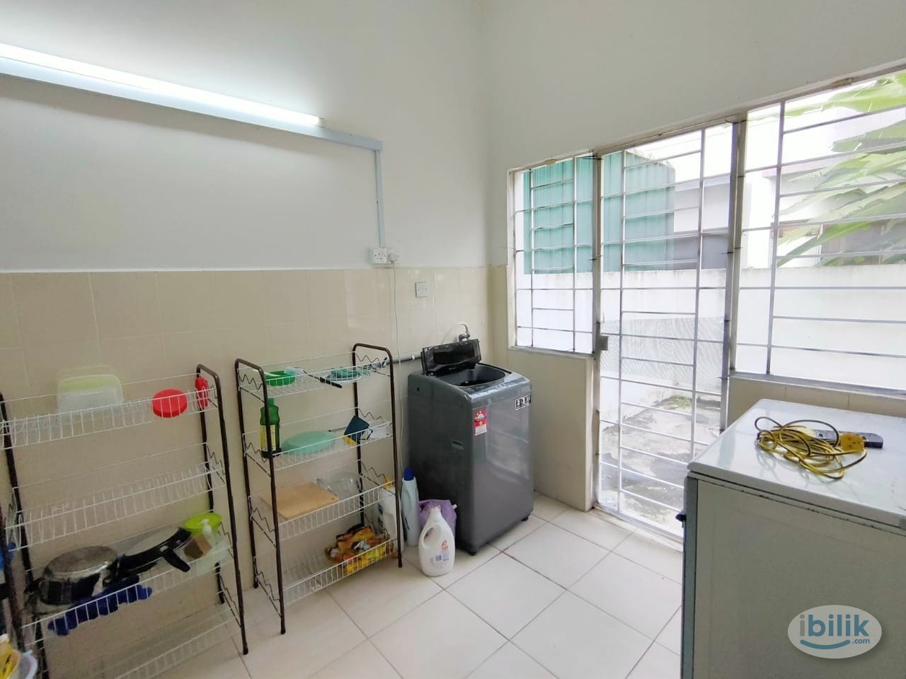 Middle Room at Jenjarom, Selangor - Image 3