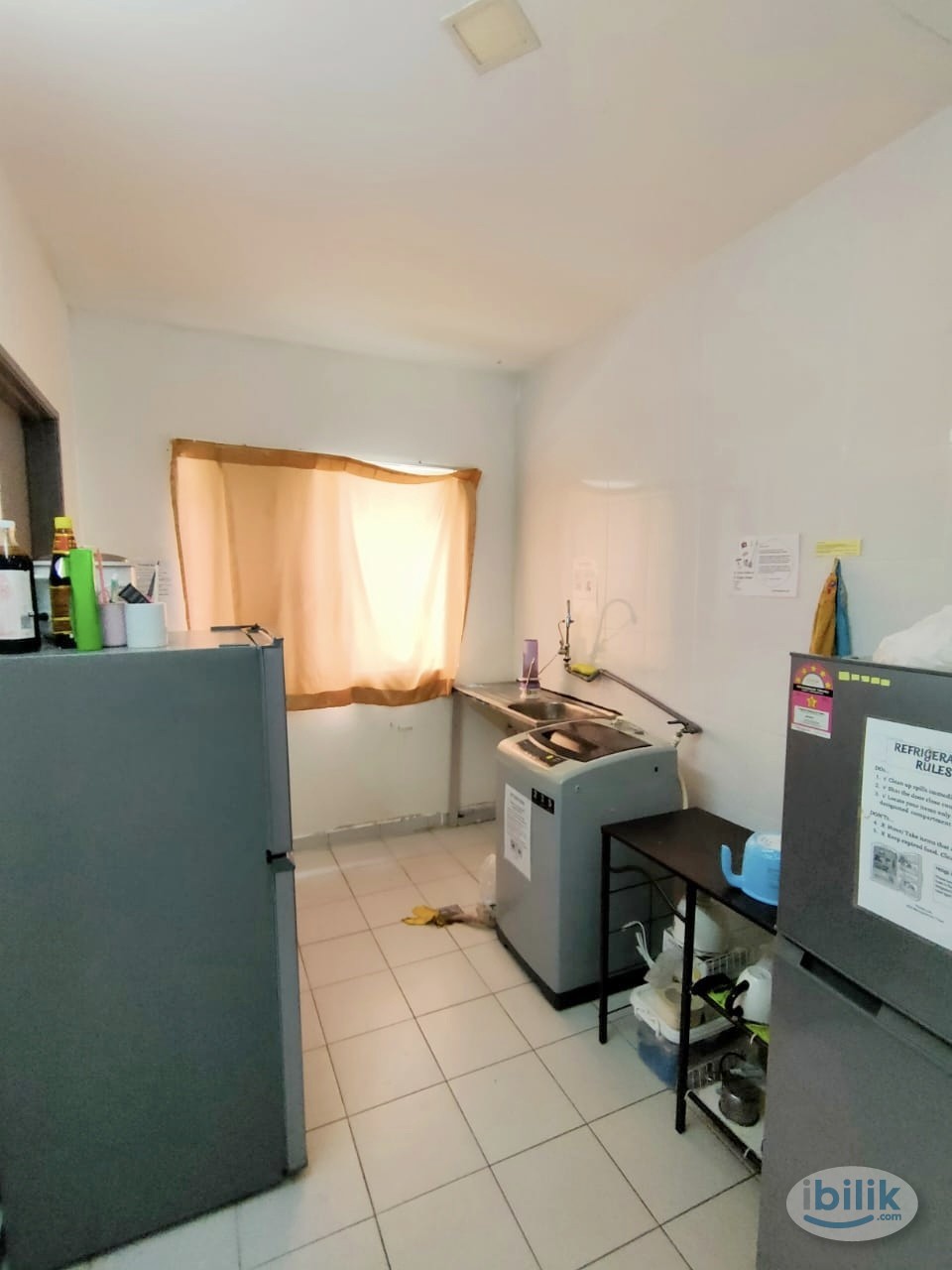 Middle Room Nearby Teluk Panglima Garang, Selangor - Image 2