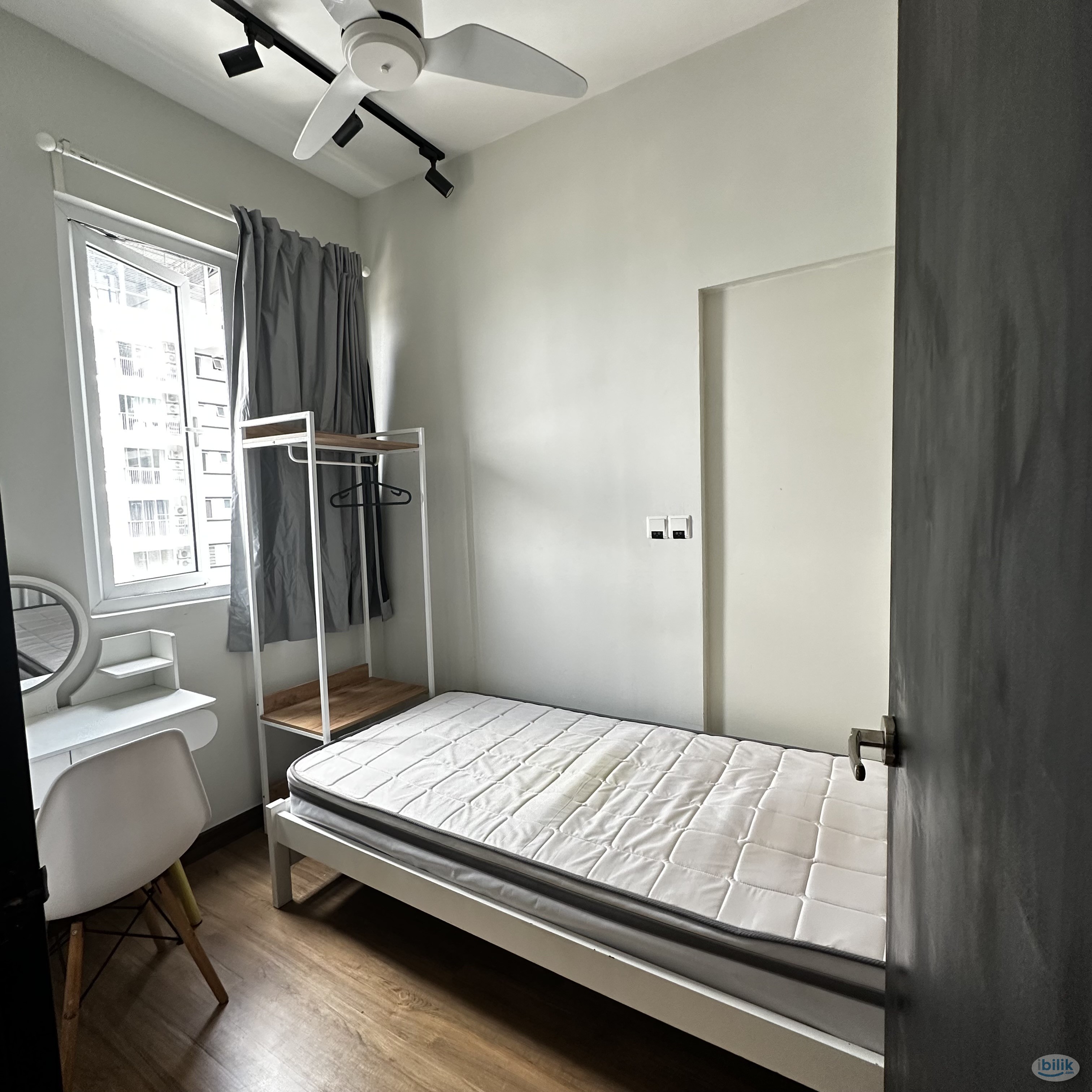 Fully furnished & WIFI inlcuded SINGLE ROOM - Image 1