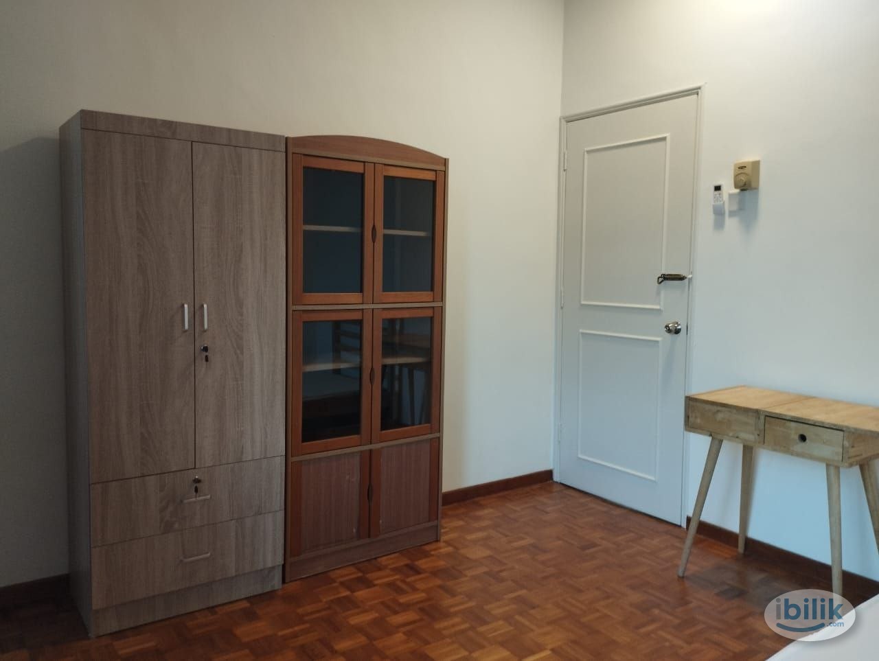Middle Room at Taman Impian Emas, Skudai - Image 2