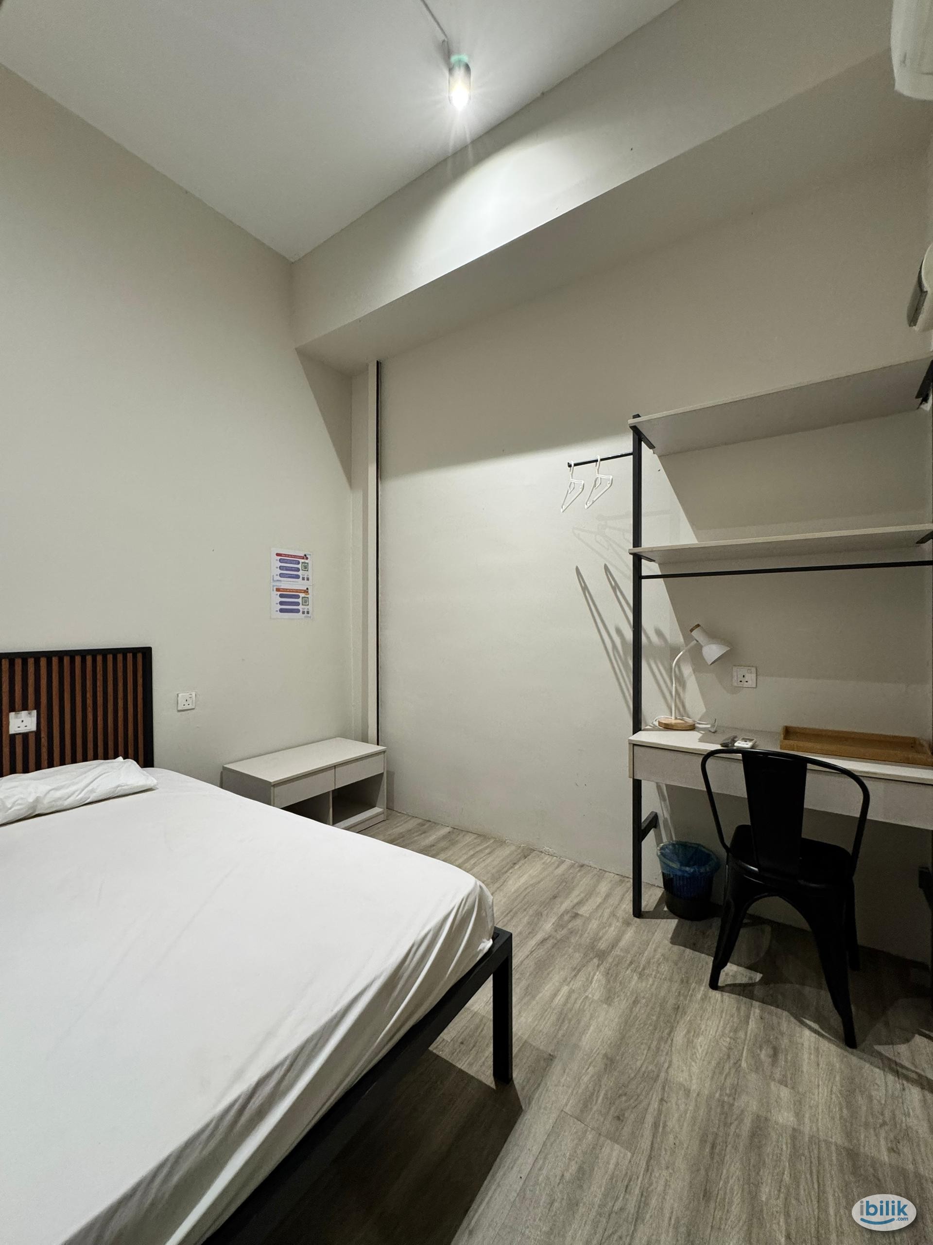 🏡 [JL Co-Living]  MIDDLE Rooms Available at USJ 21, UEP Subang Jaya 🌟 🚶‍♀️ 4 MINSWALK to Main Place Mall 🛍️✨ 📲 Book now  - Image 1