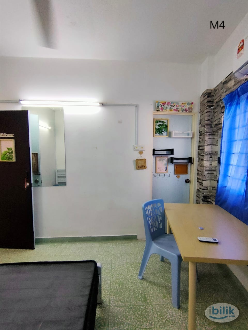 Middle Room at Asia Jaya, Petaling Jaya - Image 2