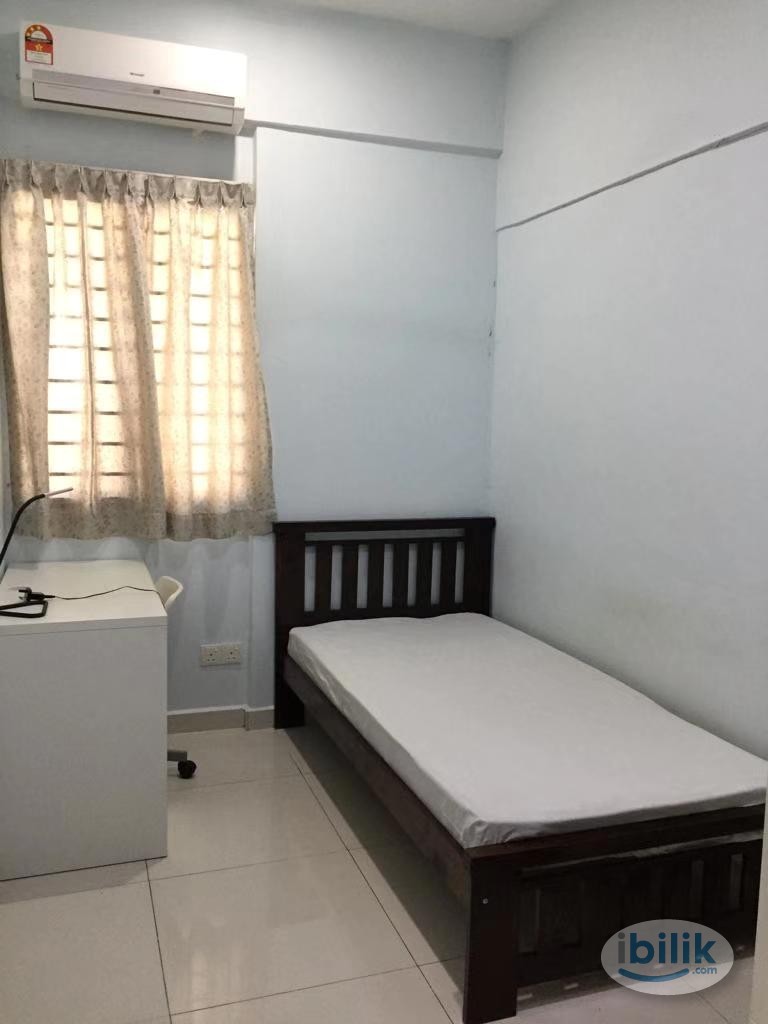 Single Room at Bandar Sunway, Petaling Jaya - Image 4