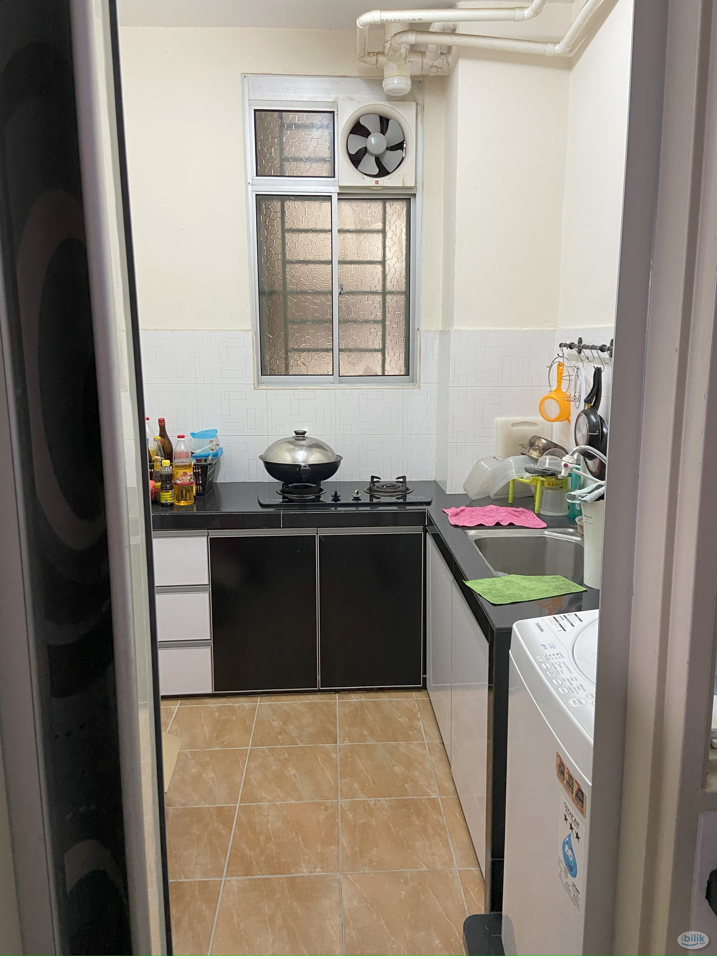 Middle Single Room Girl Unit at Platinum Lake PV15, Setapak - Image 3