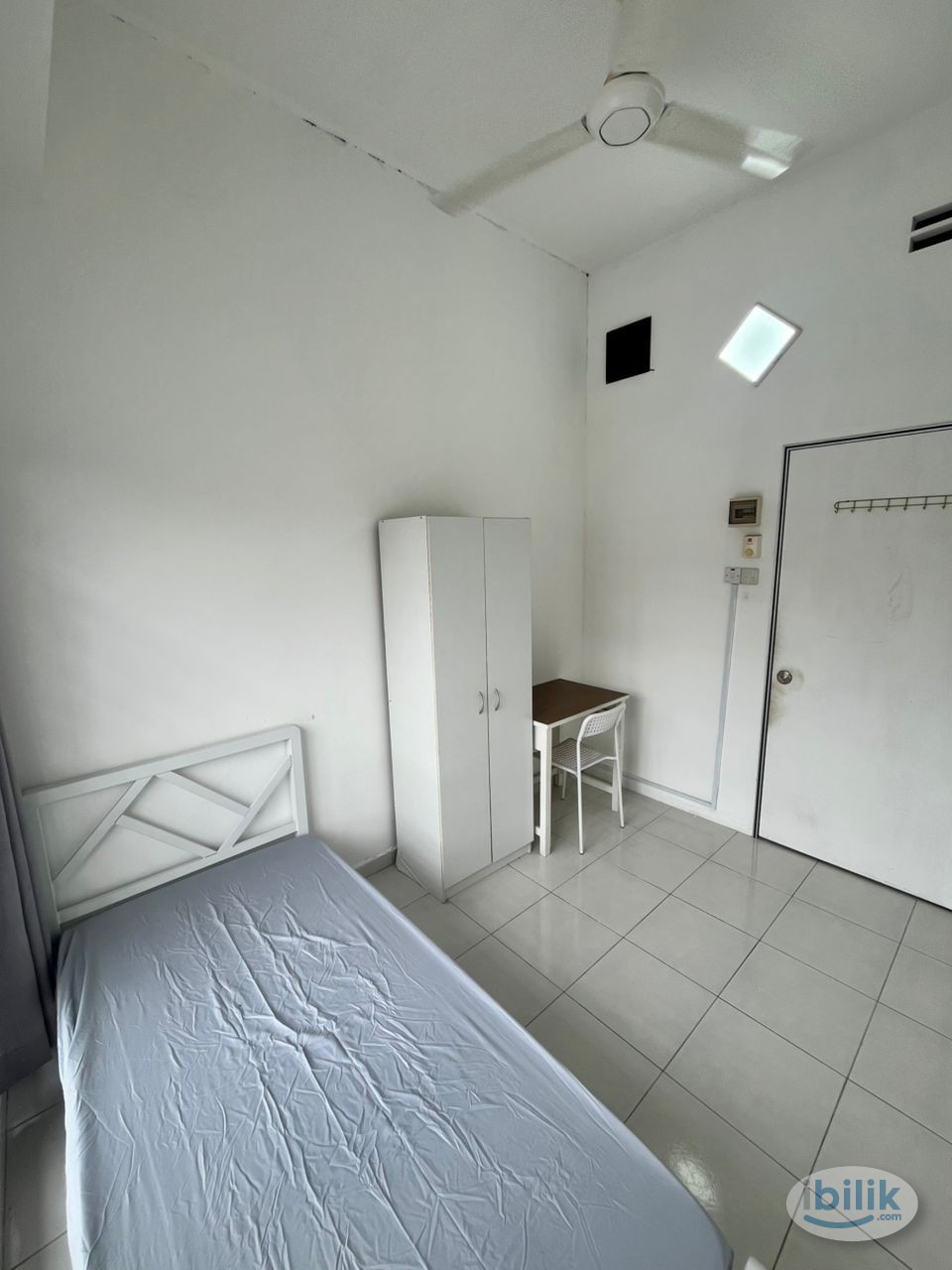 🙇‍♀️FEMALE ONLY🙇‍♀️SETIA ALAM SINGLE ROOM FOR RENT ✨NEAR TO SETIA CITY MALL , TOP GLOVE , NKVE🚩 - Image 1