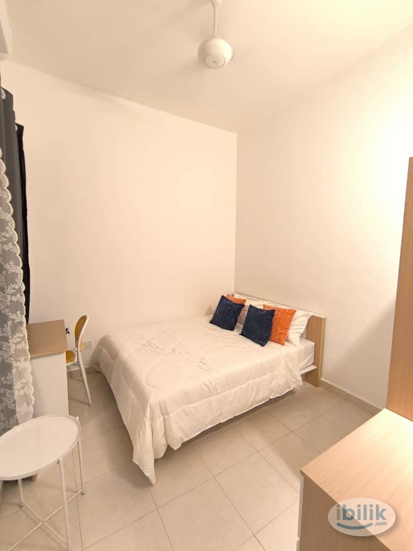 Middle Room at Sungai Petani, Kedah - Image 4