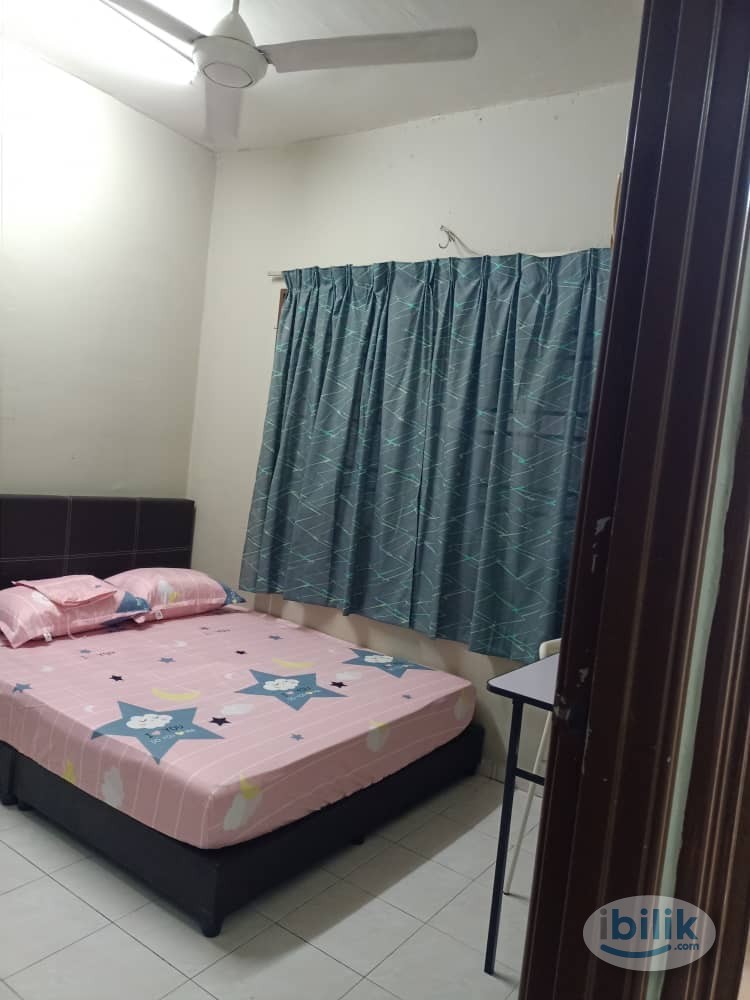 Middle Room at Sutramas, Bandar Puchong Jaya - Image 2