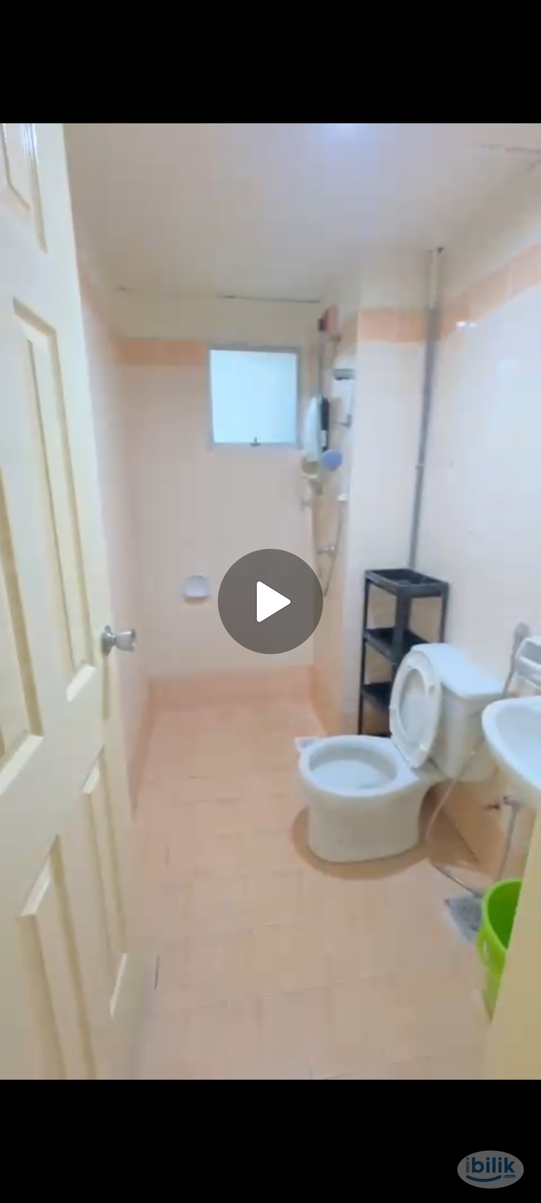 Small Room at SuriaMas, Bandar Sunway - Image 1