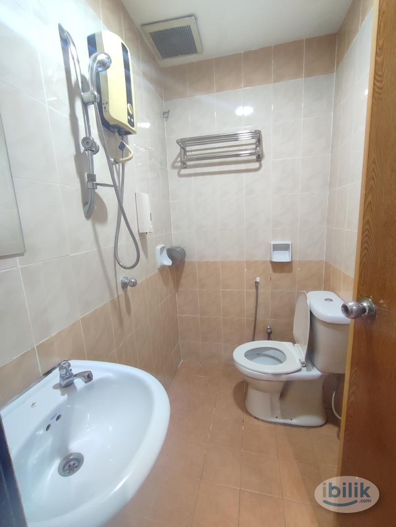 Zero deposit !!! 5 min to petaling street!! immedite move in - Image 2