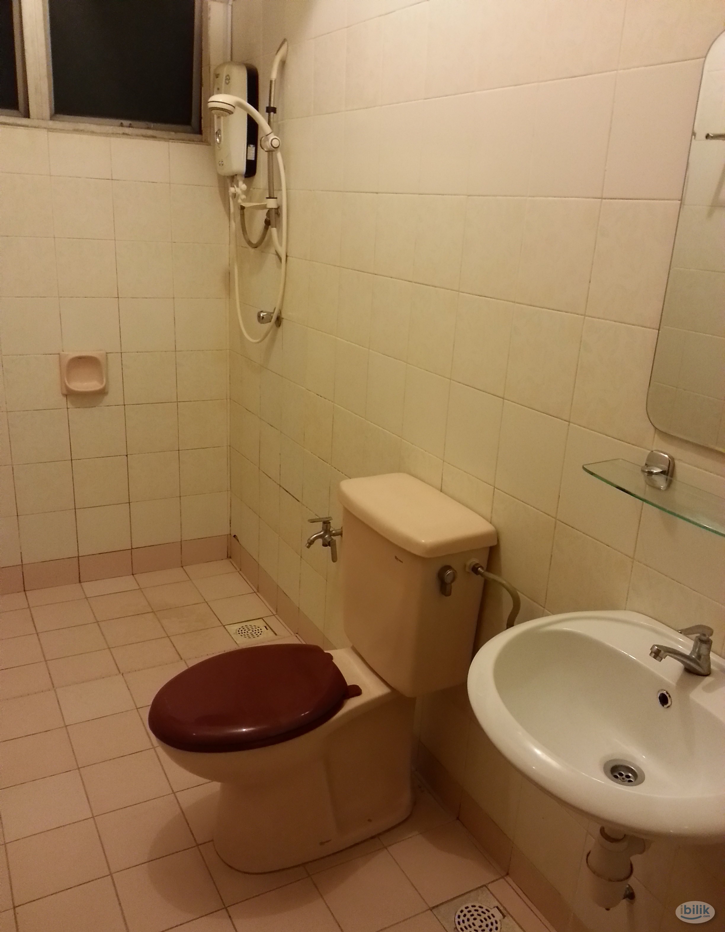 ROOM TO LET - Image 4