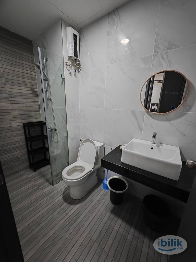 ‼️Balcony Medium room fully furnished ready move in! - Image 5