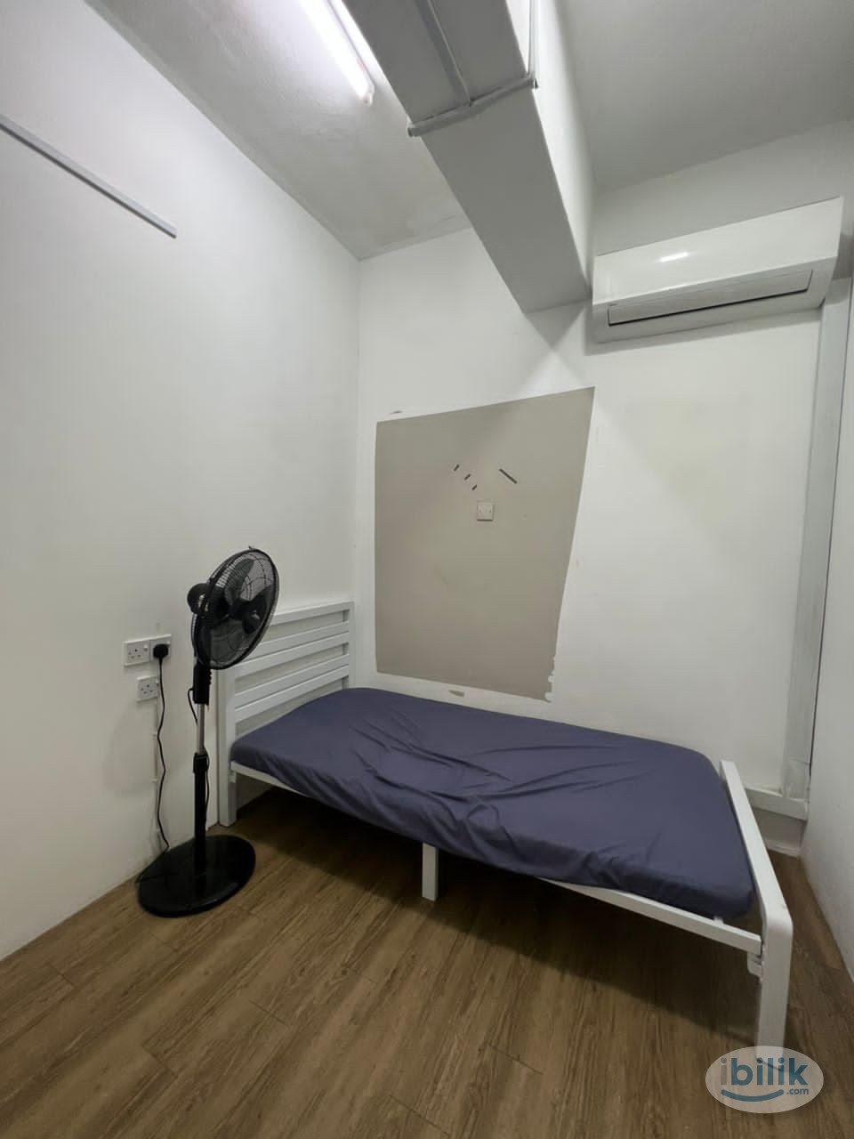 Low Deposit Room for Rent ❗ Walking Distance to LRT Kelana Jaya 🚶 - Image 1