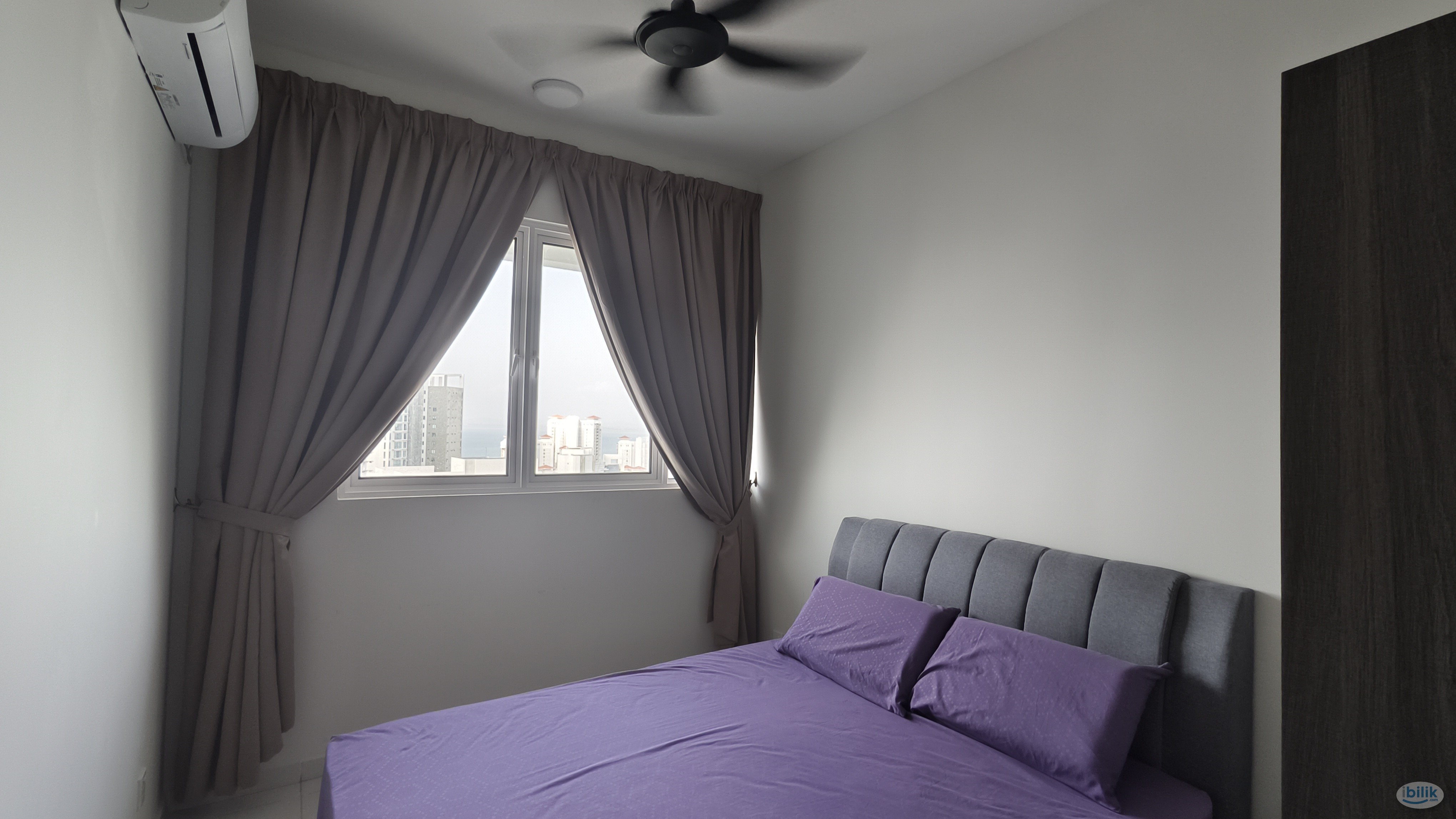 Queenbed Room with carpark at I-Santorini, Tanjung Tokong - Image 1