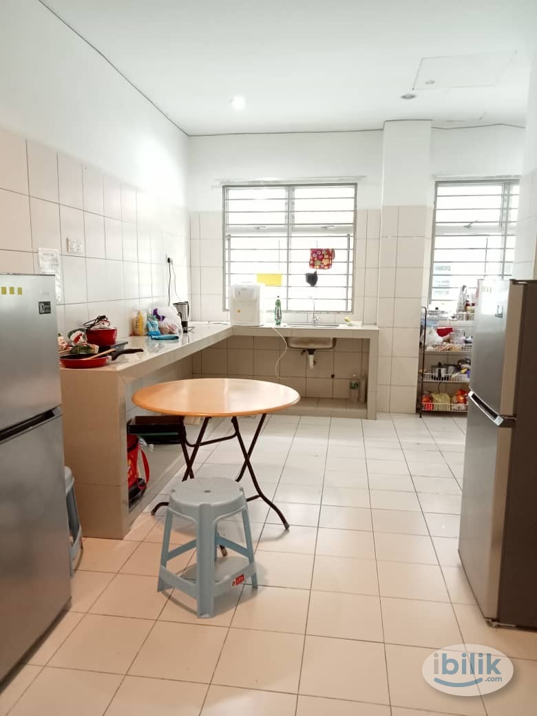 Female UnitMiddle Room at Taman Mayang, Kelana Jaya - Image 2