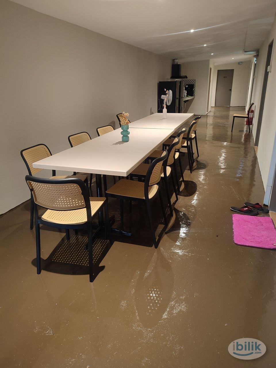 Near Pasar Seni MRT 🚇 Zero Deposit Room + Toilet near Petaling Street - Image 2