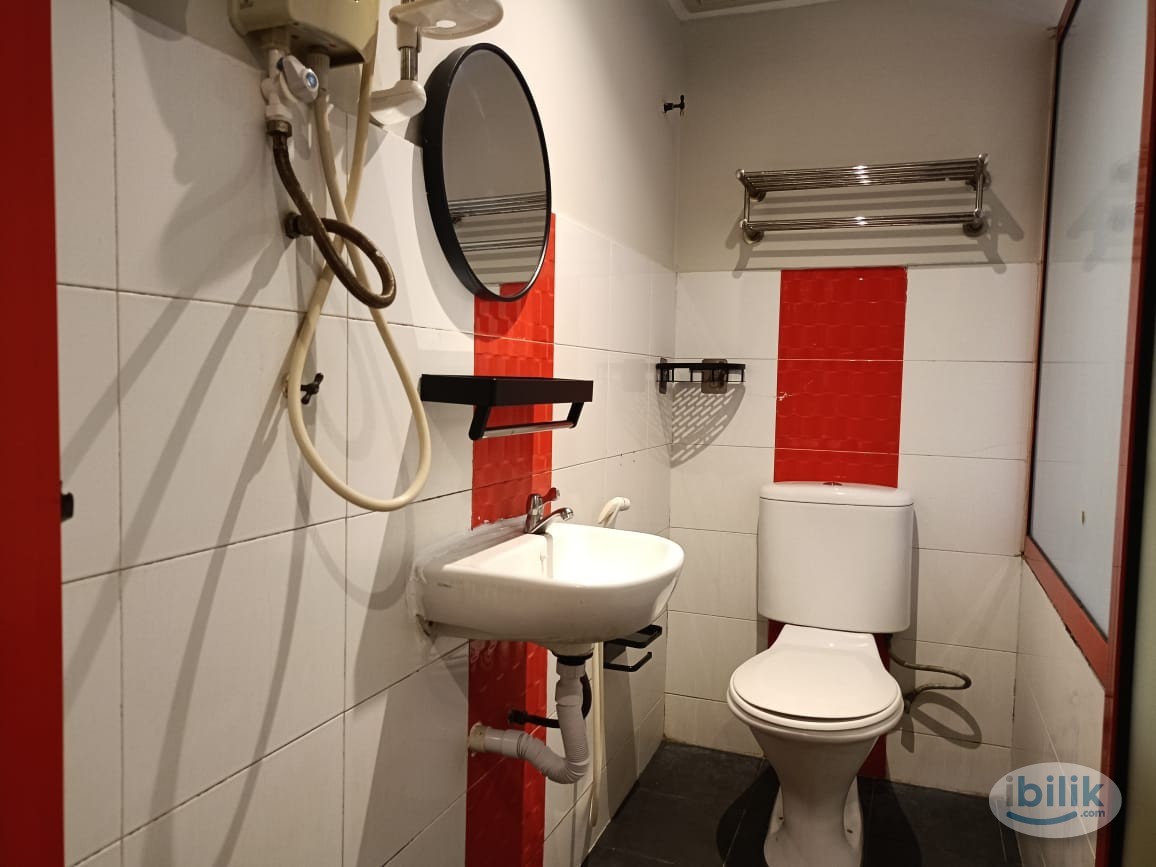 SUPER CONVINIENCE ROOM IN KUCHAI.🚎🏬 3 STATION TO TRX 0 DEPOSIT💥🫵 - Image 2